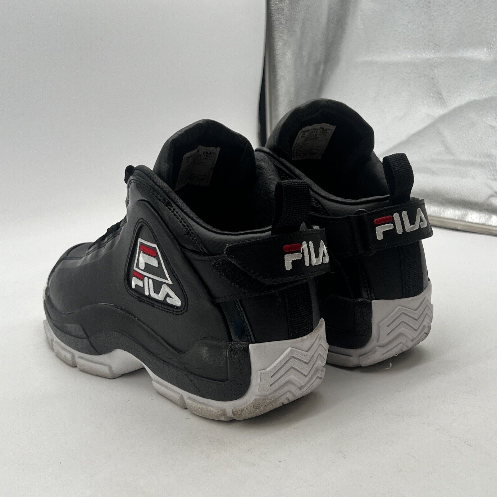 Size 9.5 - FILA 96 Grant Hill 2 Mid Black White Red Detroit Pistons