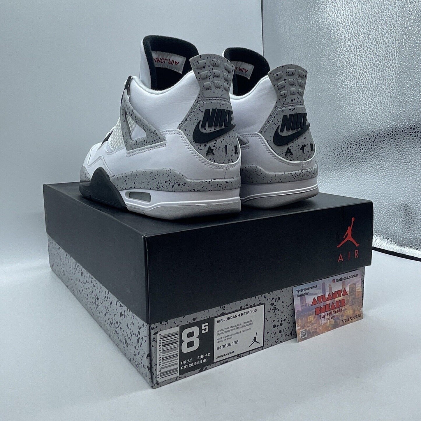 Size 8.5 - Jordan 4 Retro OG Mid White Cement White Grey Leather (840606-192)