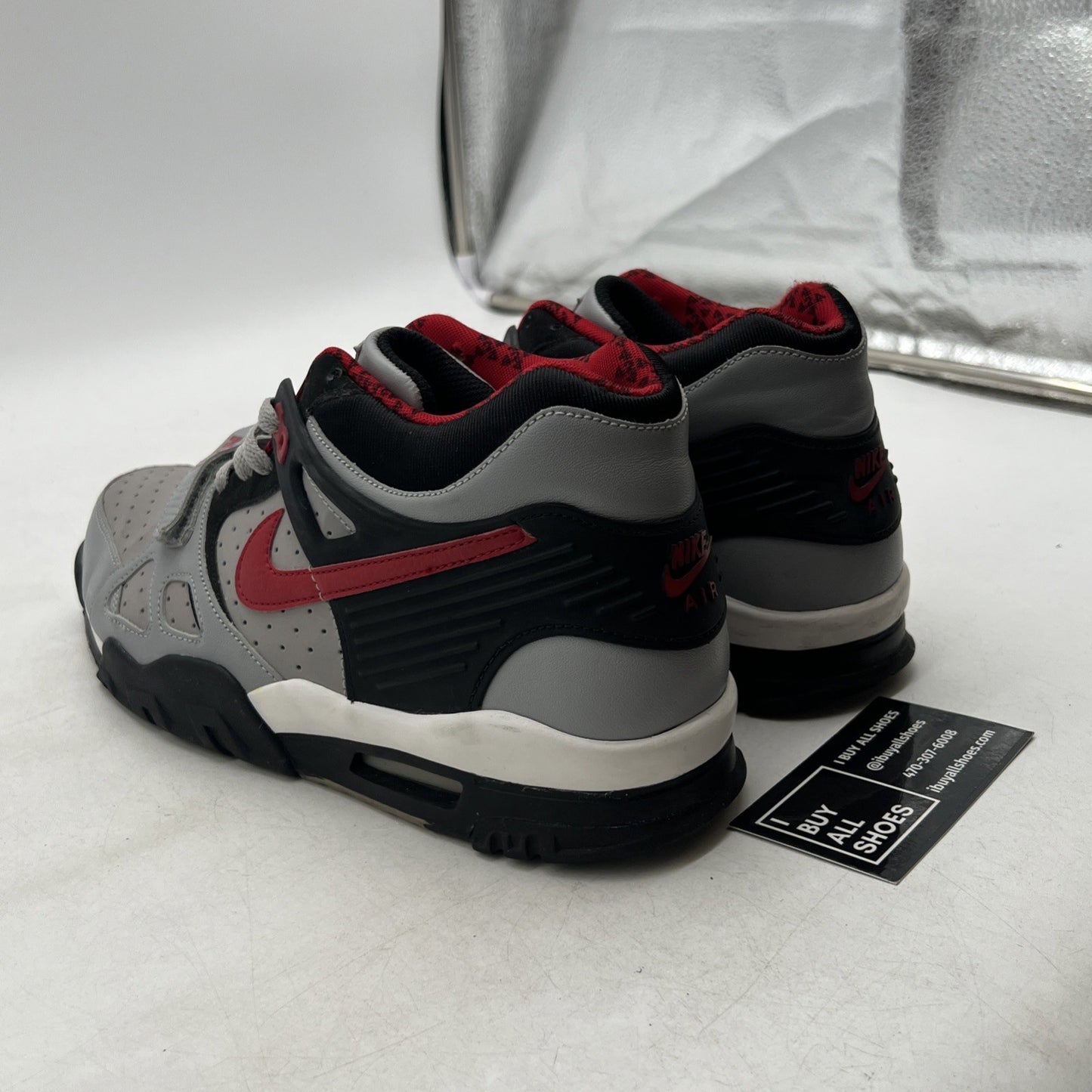 Size 10.5 - Nike Air Trainer Boys Shoes White Gray Siren Red (679006-061)