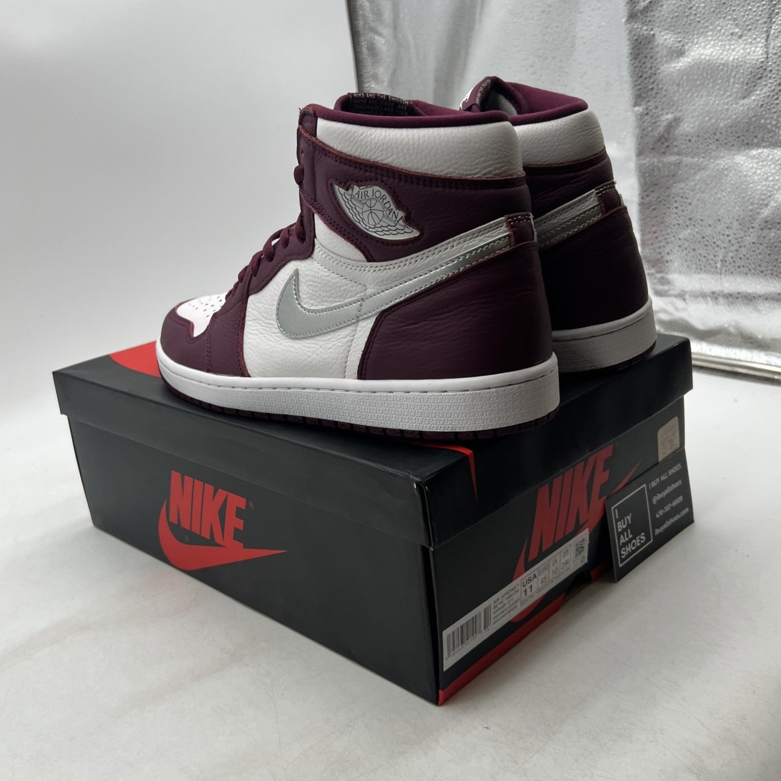 Size 11 - Air Jordan 1 Retro High OG Bordeaux (555088-611)
