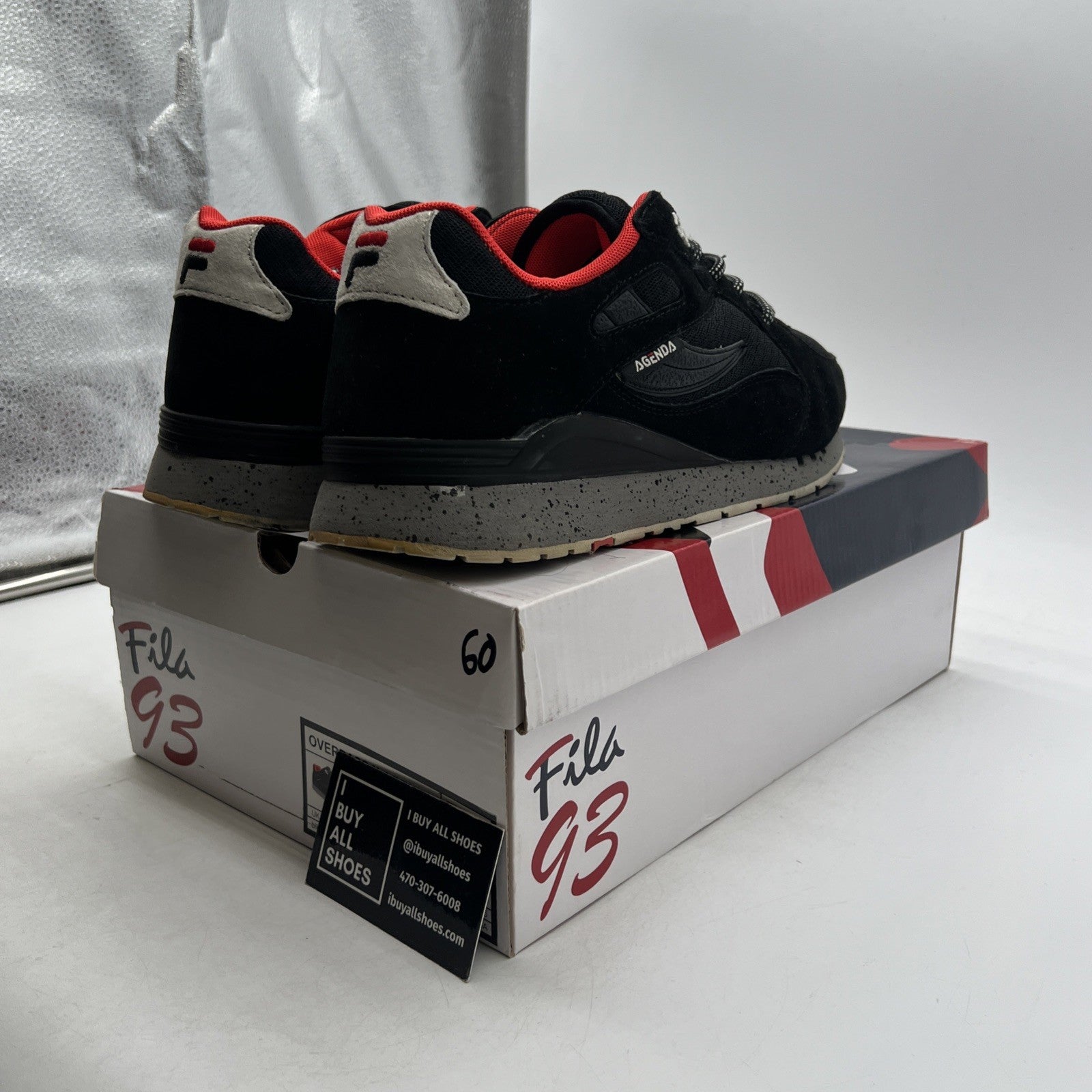Size 12 - Agenda x Fila Overpass Runner (1VR12015-005)