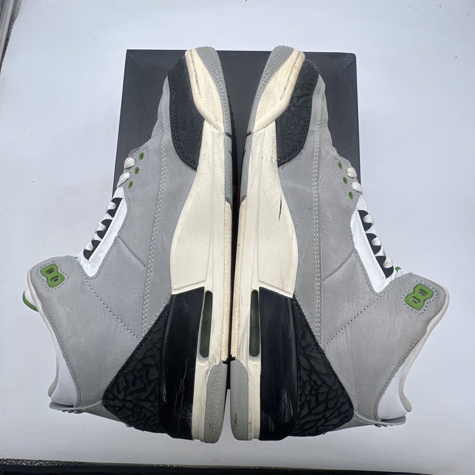 Size 10.5 - Air Jordan 3 Retro Chlorophyll (136064-006)