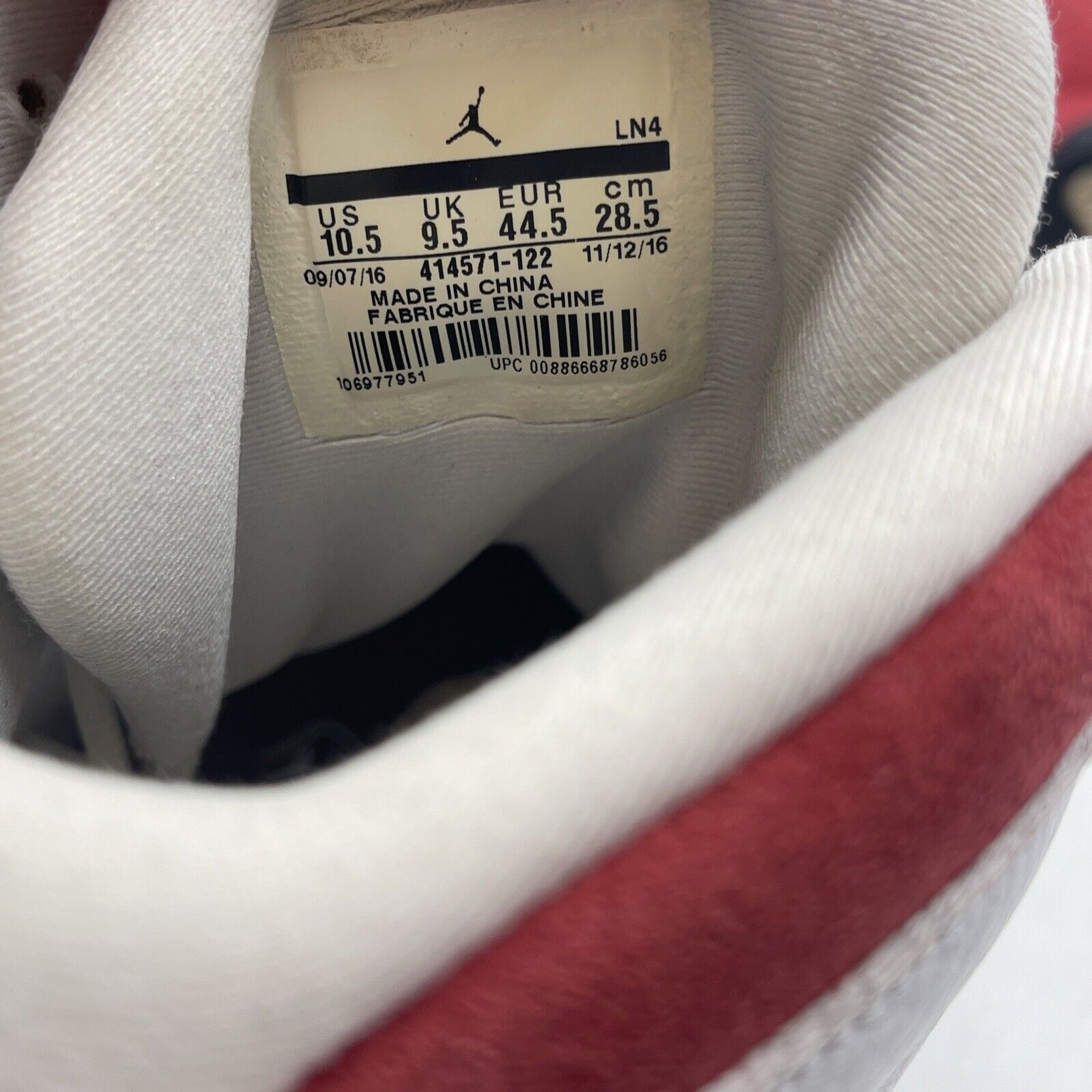 Size 10.5 - Jordan 13 Retro Chicago 2017 Red Suede Black White (414571-122)