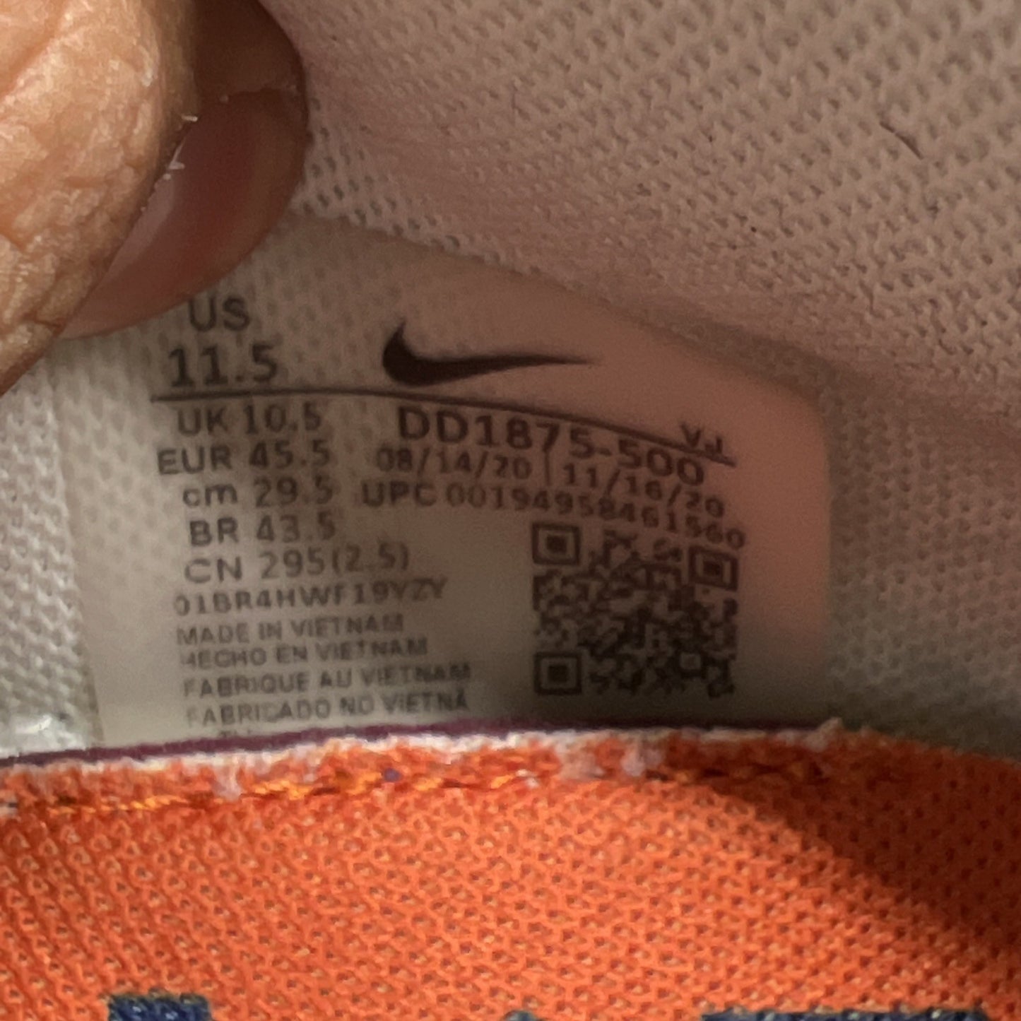 Size 11.5 - Nike sacai x VaporWaffle Dark Iris (DD1875-500)