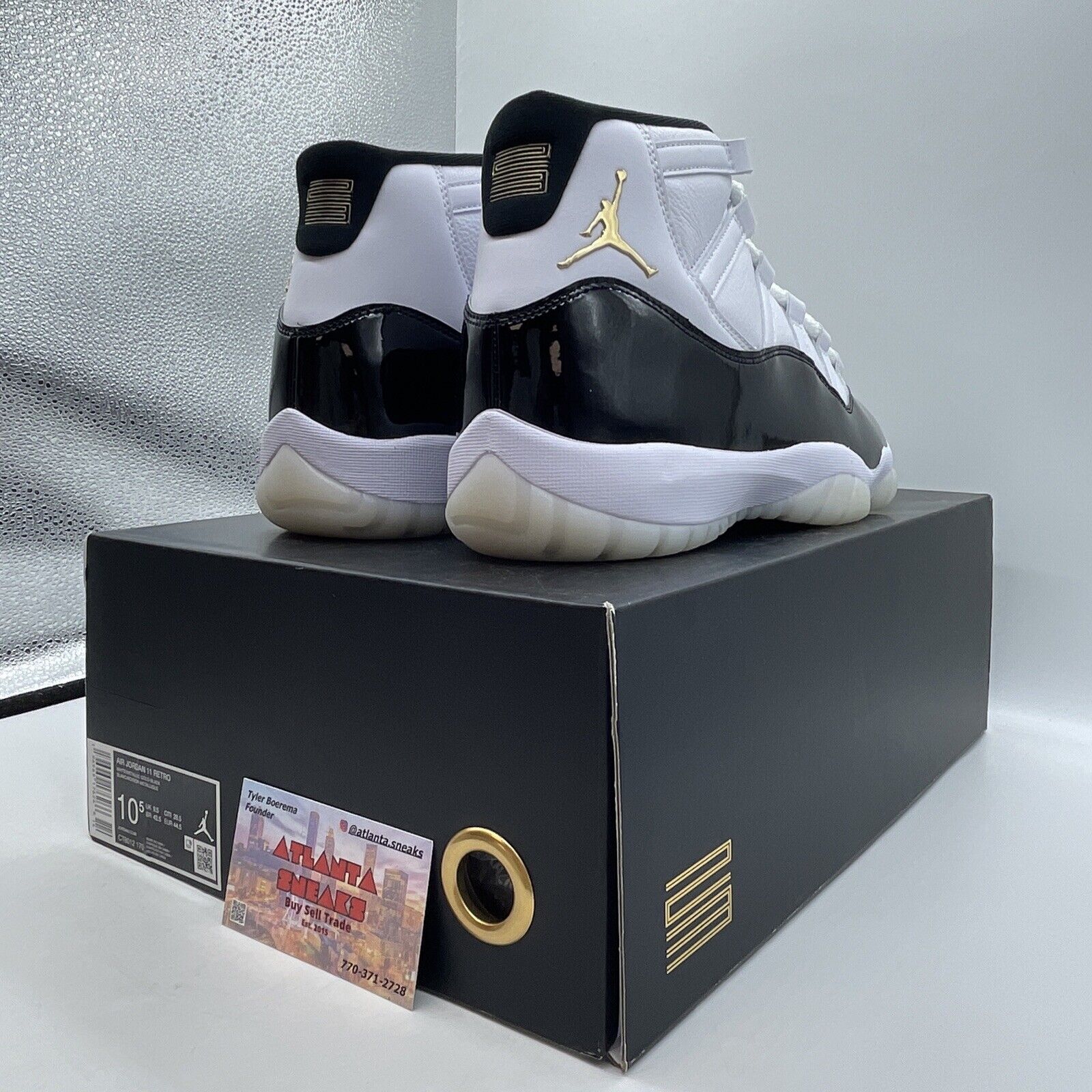 Size 10.5 - Jordan 11 Retro Mid Gratitude / Defining Moments (CT8012-170)