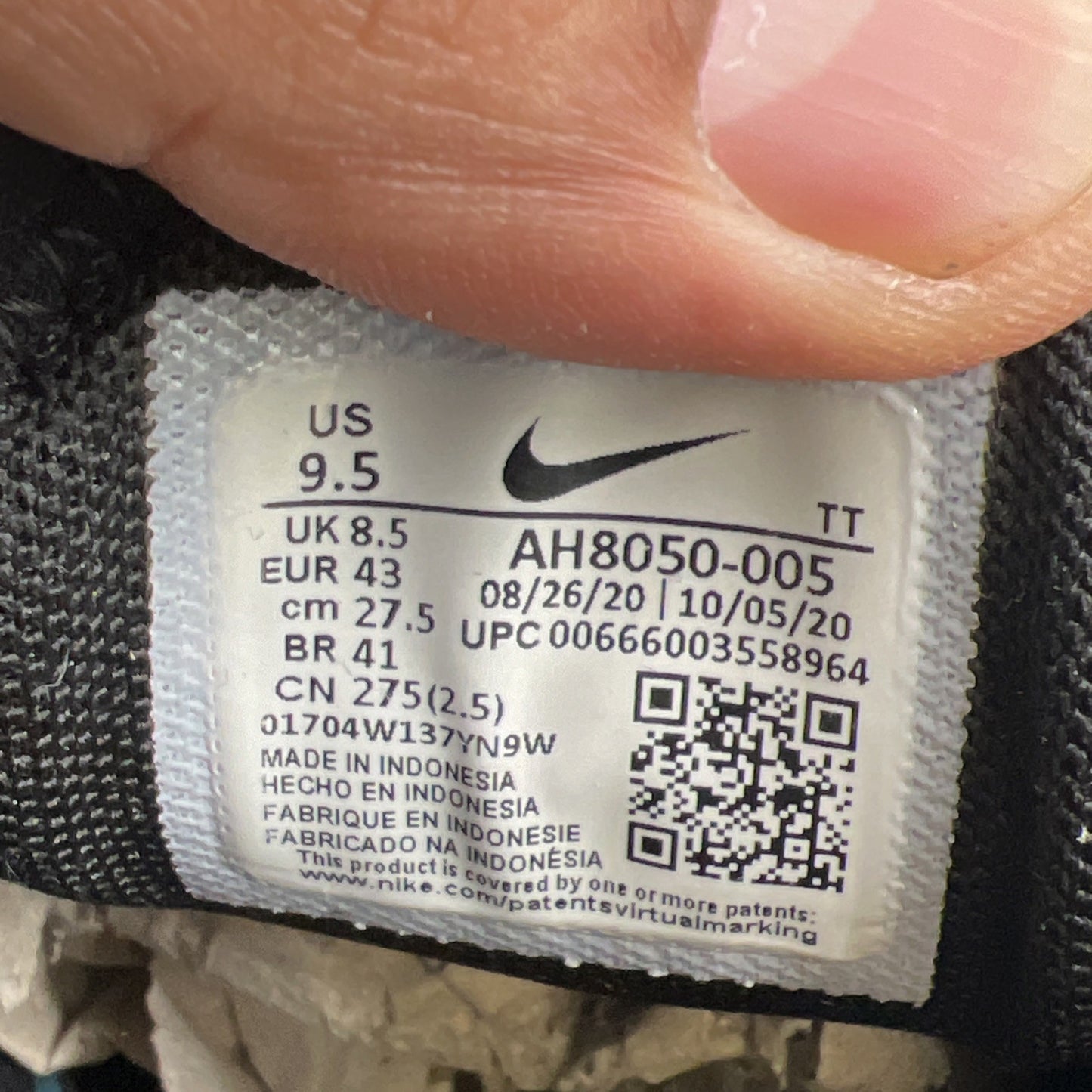 Size 9.5 - Nike Air Max 270 Low Triple Black (AH8050-005)