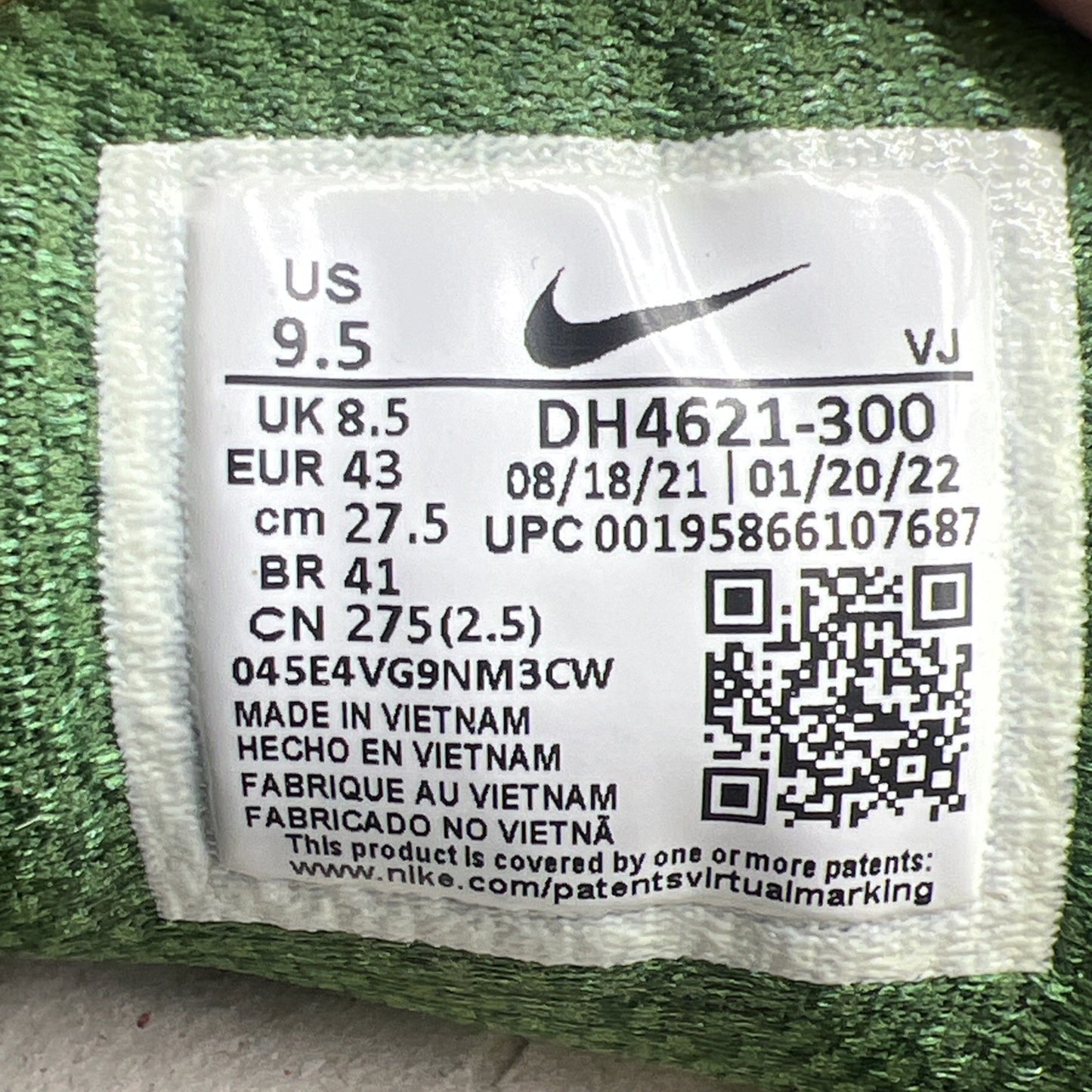 Size 9.5 - Nike Air Max 90 Premium Pro Green (DH4621-300)