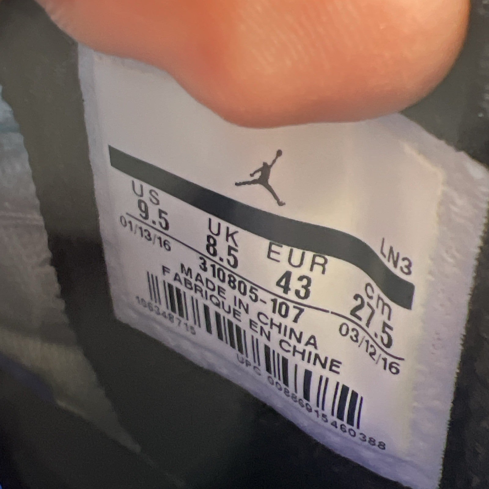 Size 9.5 - Air Jordan 10 Retro Charlotte Hornets (310805-107)