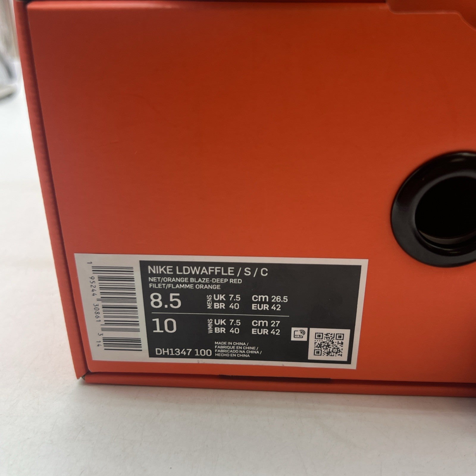 Size 8.5 - Nike sacai x Clot x LDWaffle Net Orange Blaze (DH1347-100)