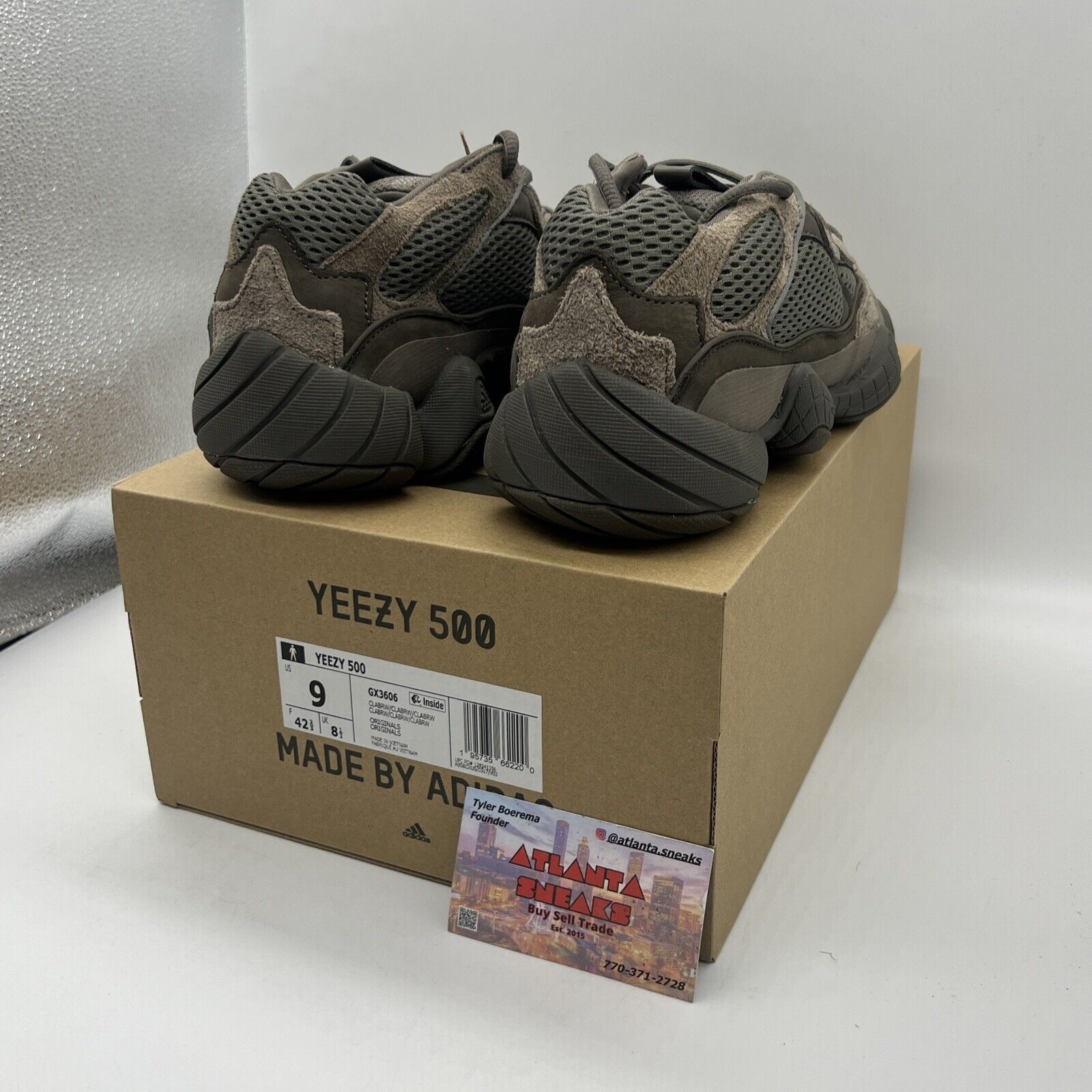 Size 9 - adidas Yeezy 500 Brown Clay Brand New Og All DA Sneakers