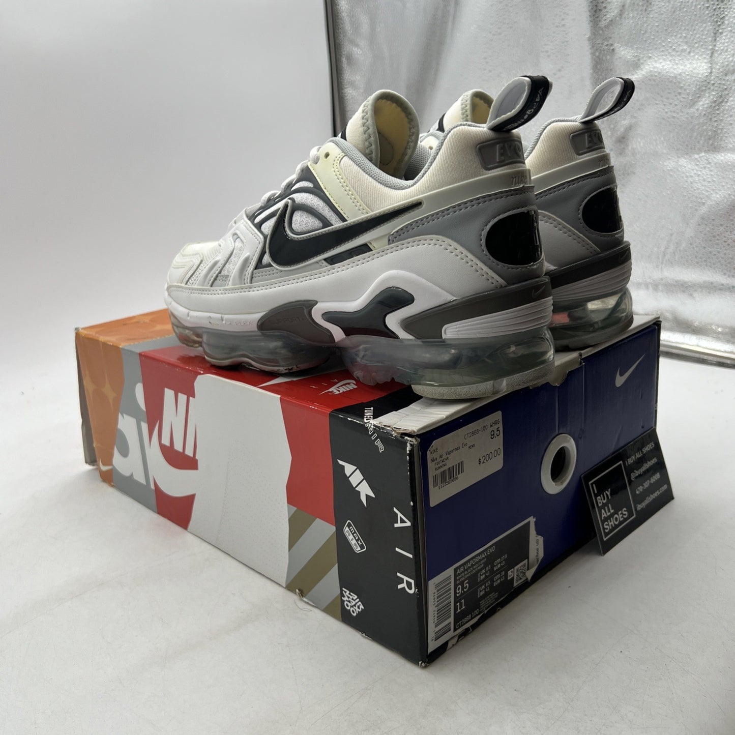 Size 9.5 - Nike Air VaporMax EVO White Black (CT2868-100)