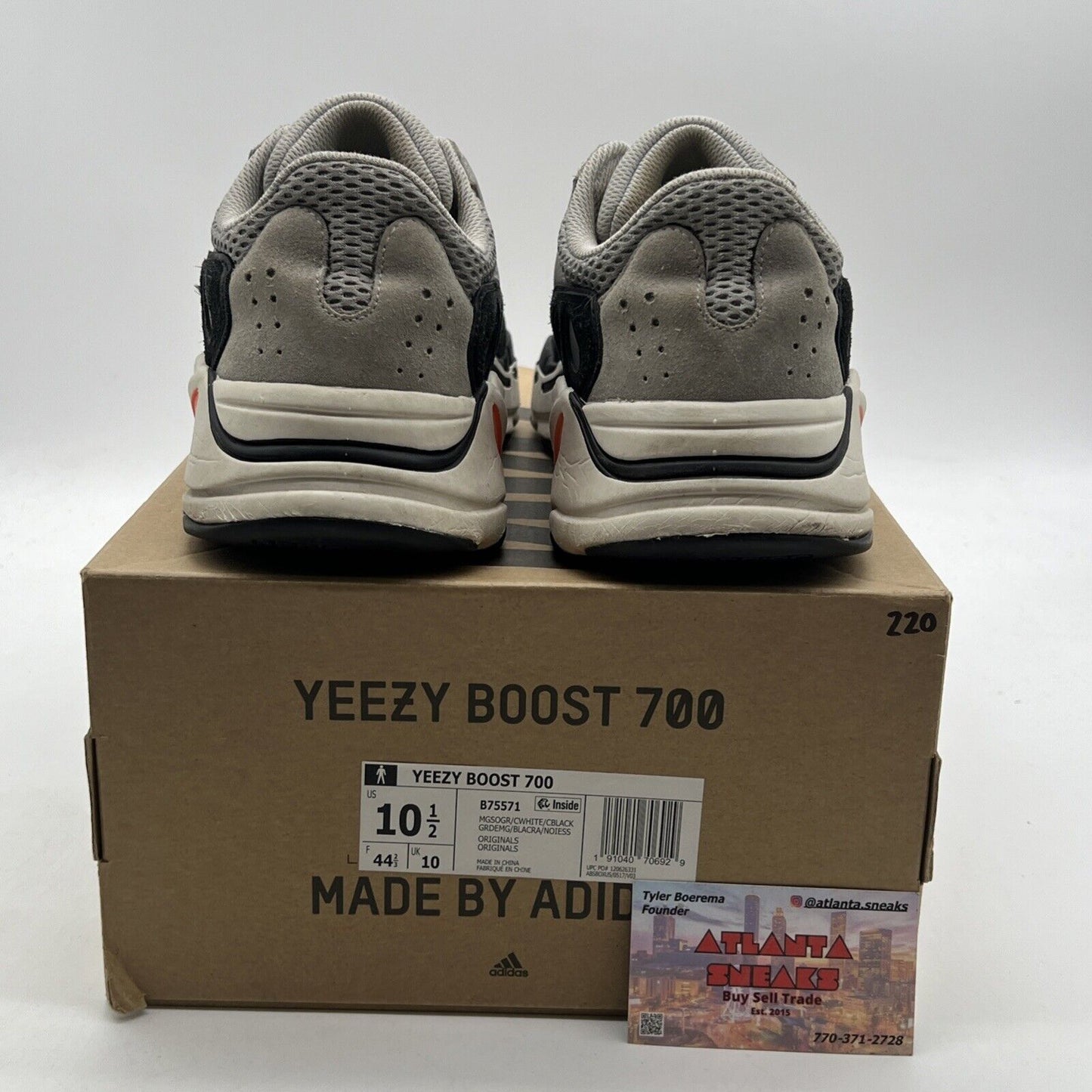 Size 10.5 - adidas Yeezy Boost 700 Low Wave Runner (B75571)