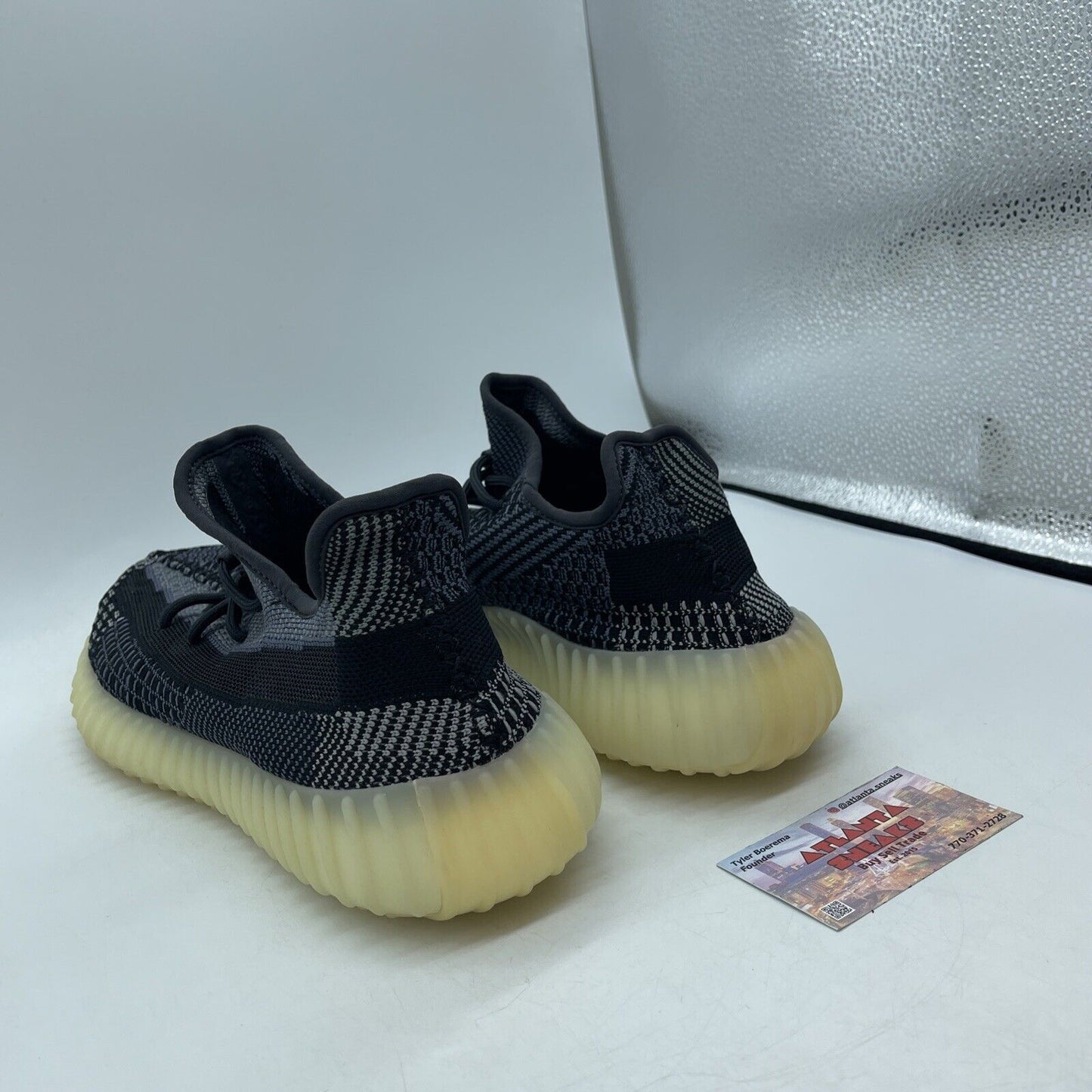 Size 10.5 - adidas Yeezy Boost 350 V2 Low Carbon black Blue (FZ500)