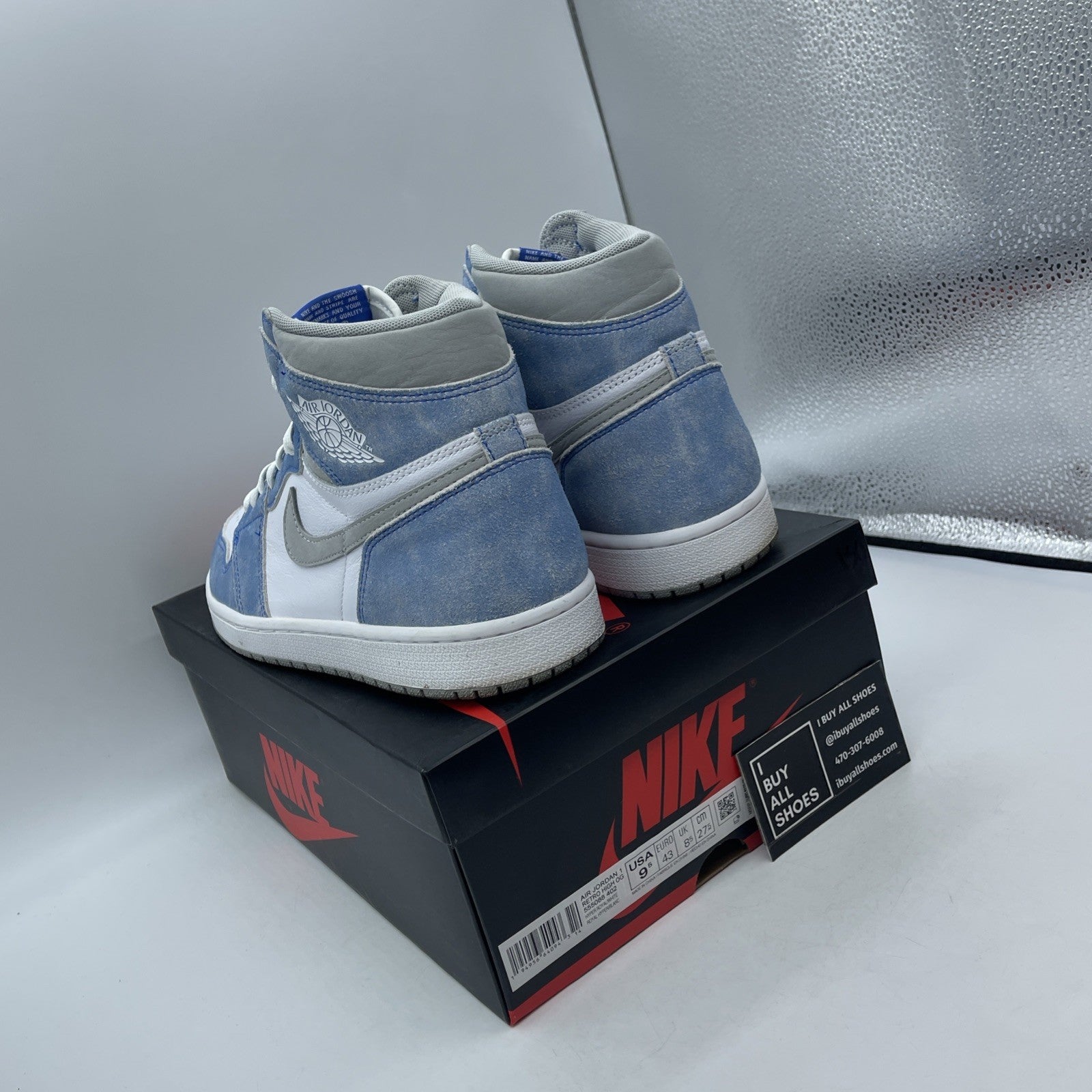 Size 9.5 - Air Jordan 1 Retro OG High Hyper Royal (555088-402)