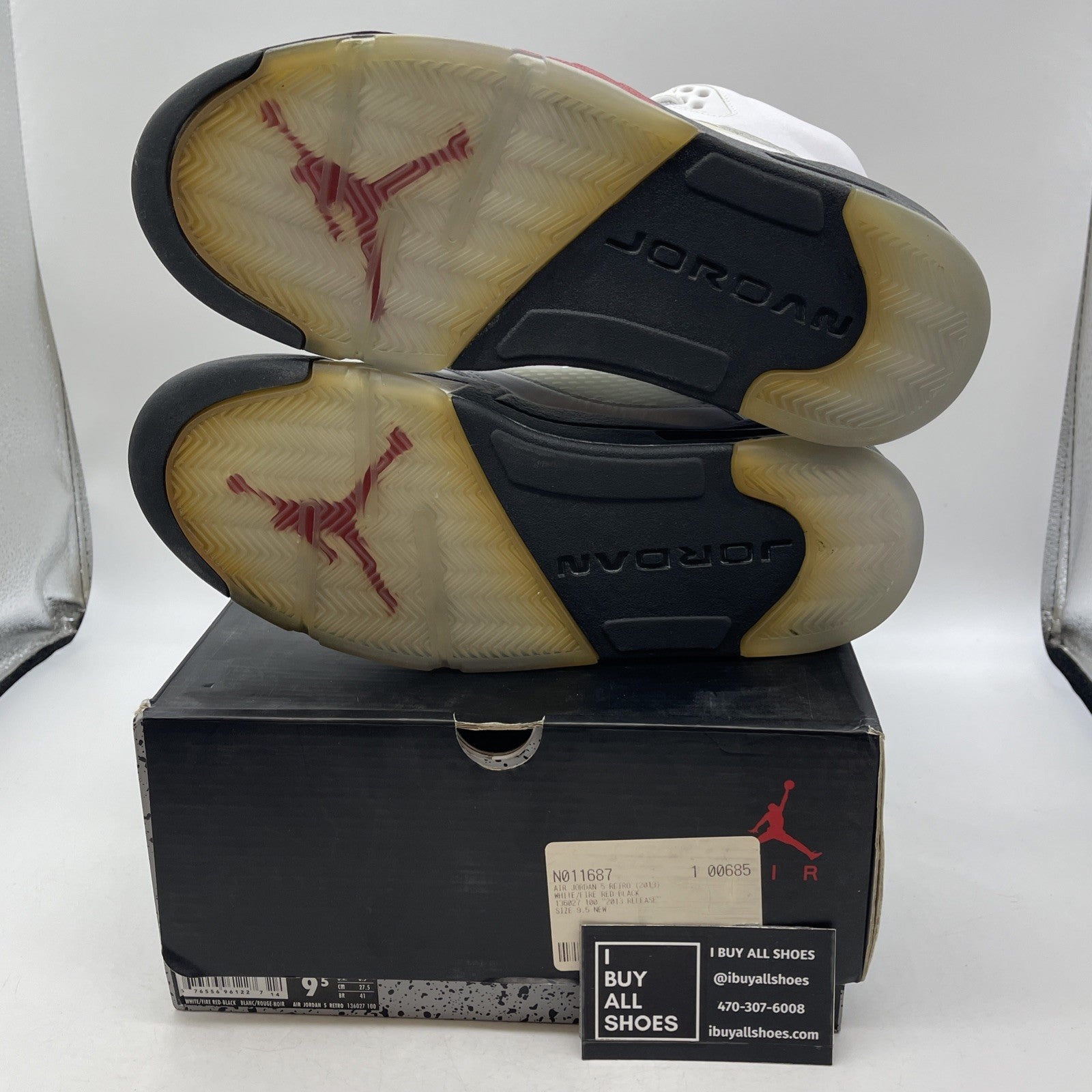 Size 9.5 - Air Jordan 5 Retro 2013 White Fire Red (136027-100)