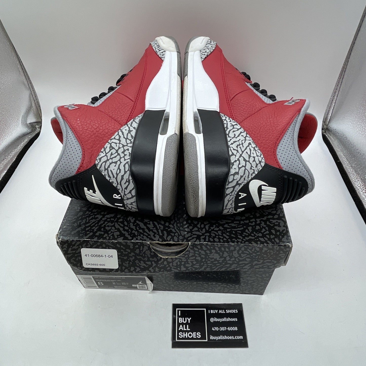 Size 8 - Jordan 3 Retro SE Mid Unite Red Grey Suede Leather (CK5692-600)