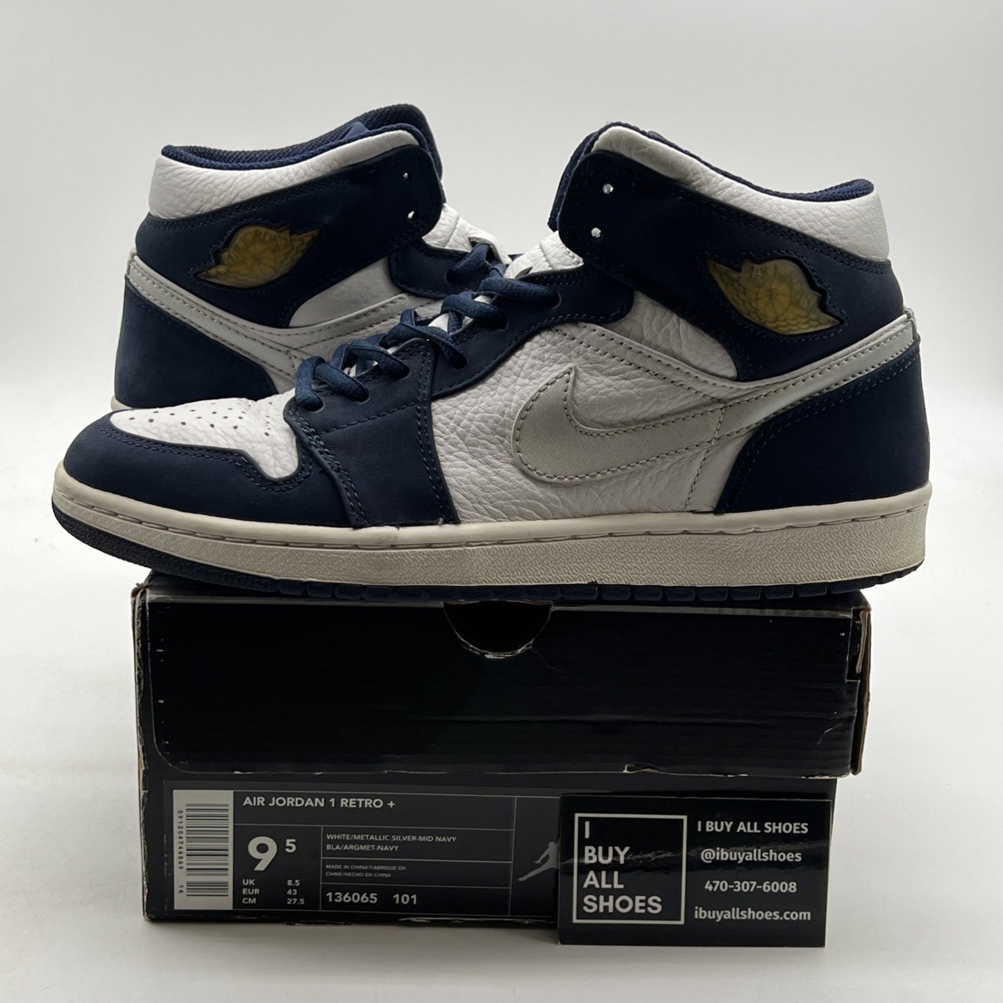 Size 9.5 - Air Jordan 1 Retro + Midnight Navy (136065-101)
