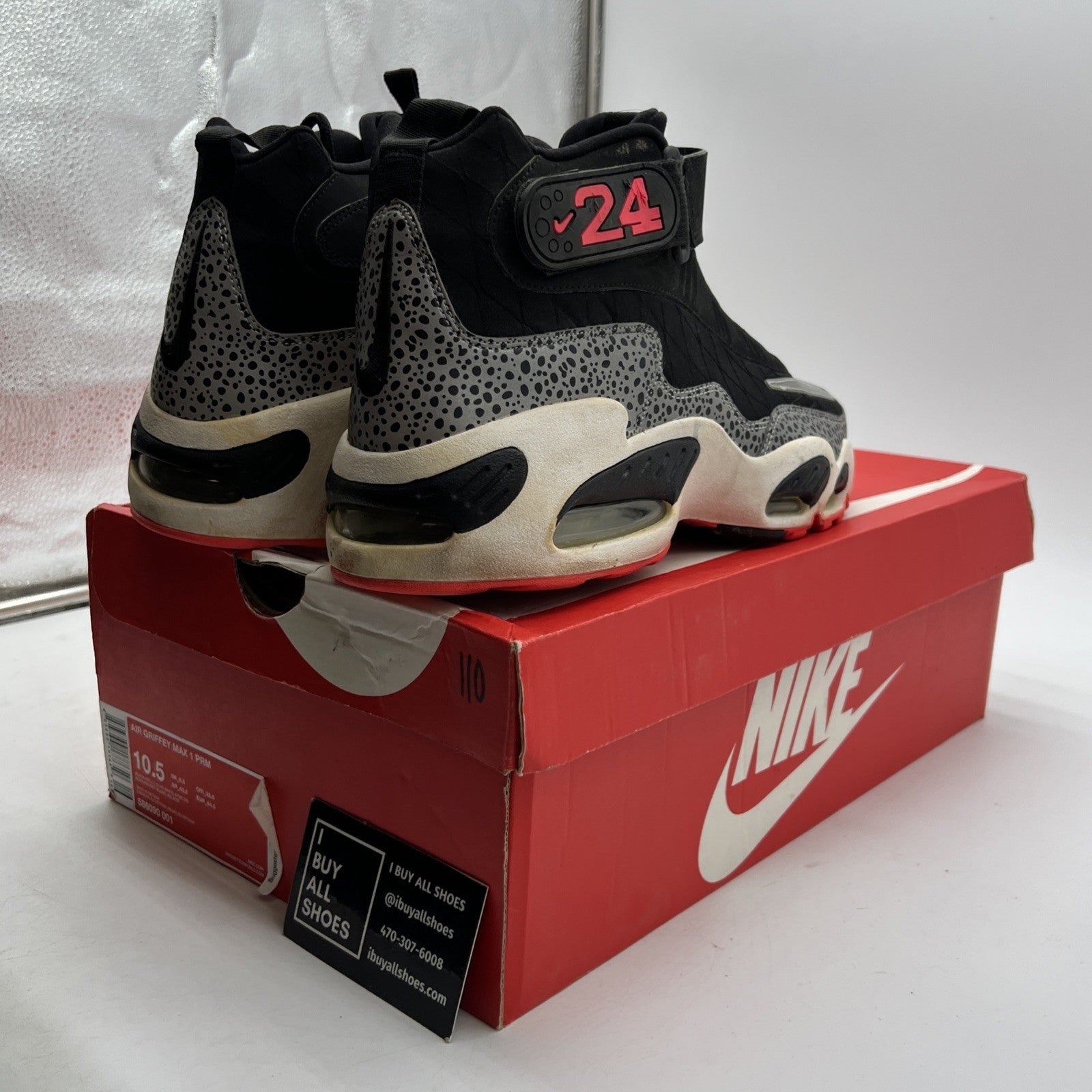 Size 10.5 - Nike Air Griffey Max 1 Prm Safari (586090-001)