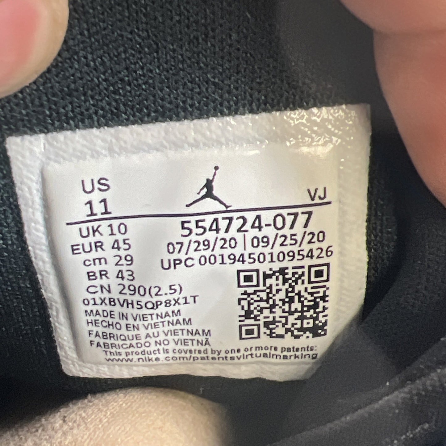 Size 11 - Air Jordan 1 Mid Hyper Royal 2021 (554724-077)