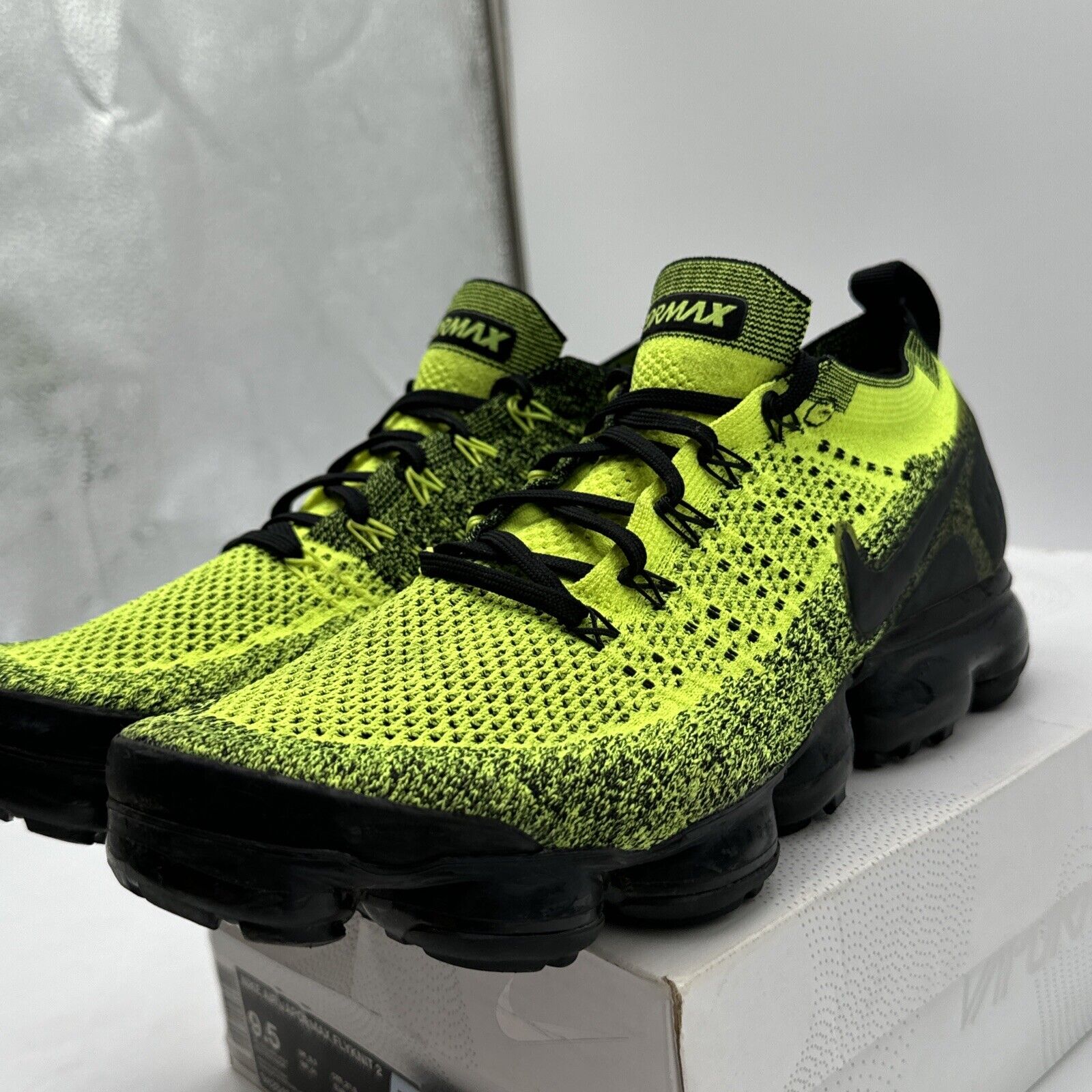 Size 9.5 - Nike Air VaporMax Flyknit 2 Volt 2019