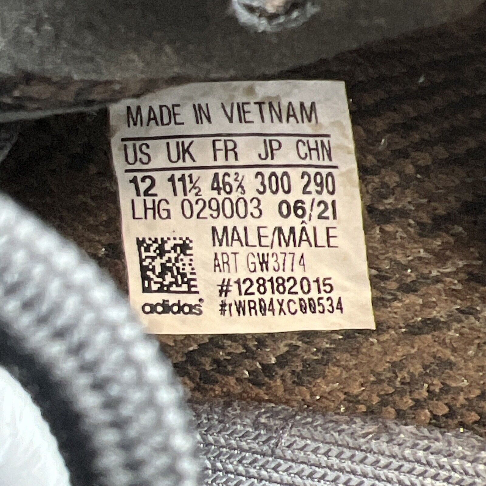 Size 12 - adidas Yeezy Boost 350 V2 Low MX Rock Black Brown (GW3774)