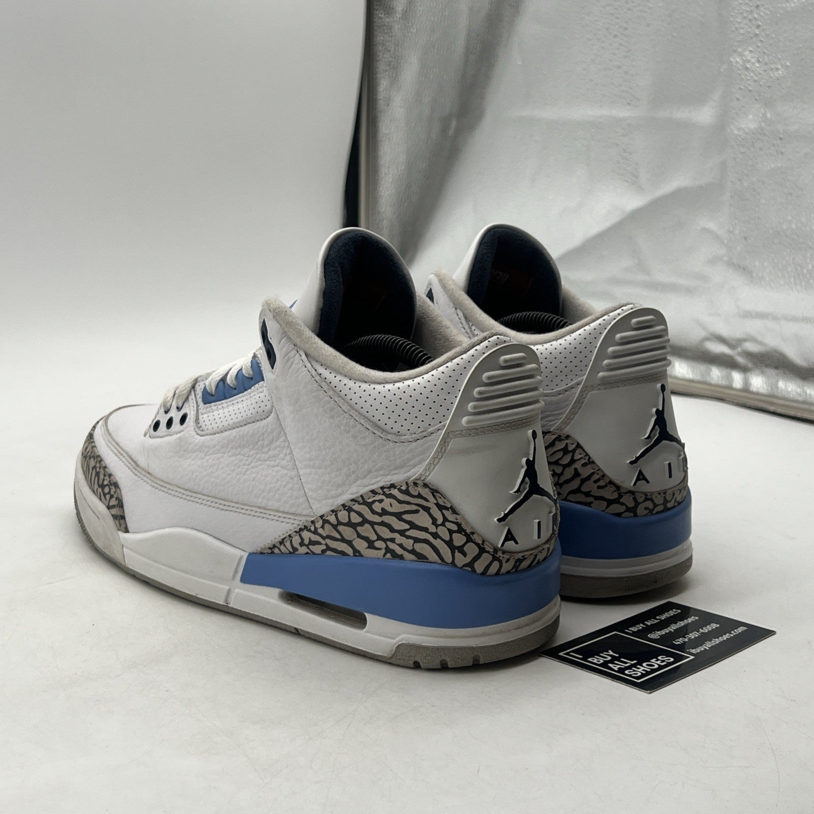 Size 9 - Air Jordan 3 Retro Mid UNC (CT8532-104)