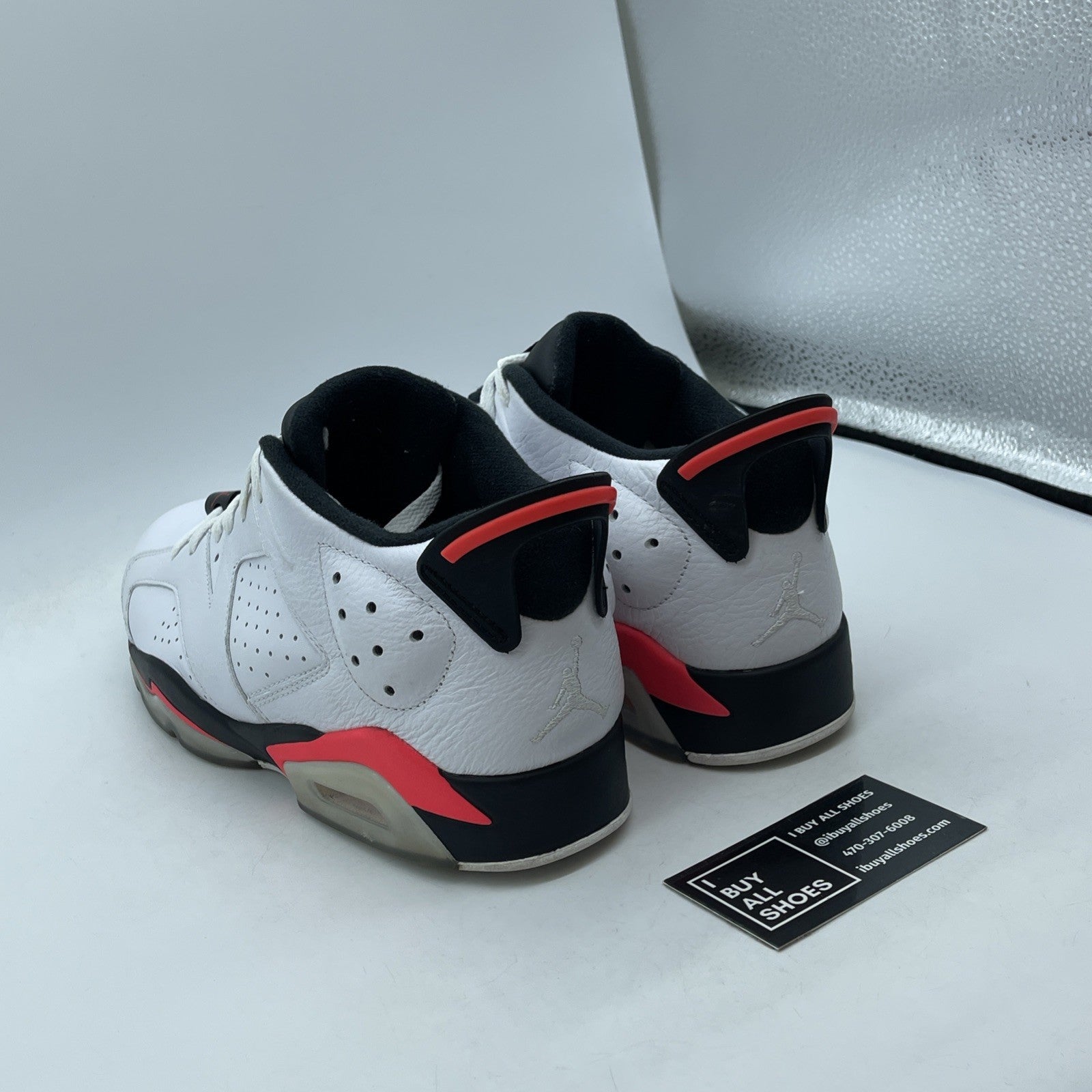 Size 9.5 - Air Jordan 6 Low White Infrared Black Leather (304401-123)