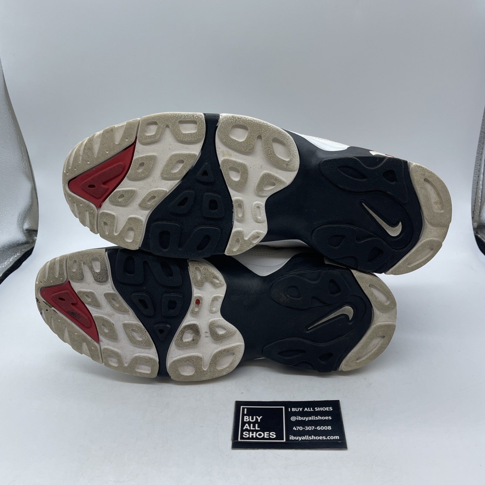 Size 13 - Nike Air Diamond Turf 2 Black White Gold (487658-070)