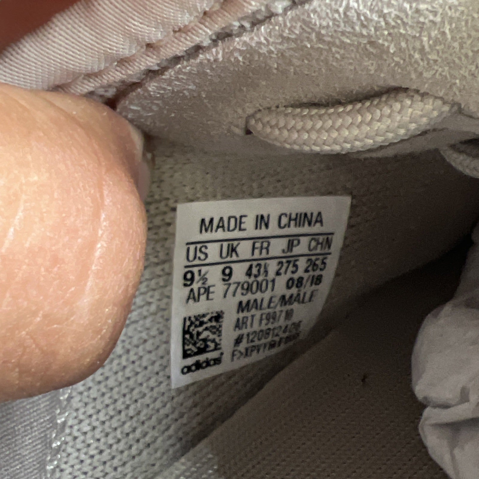 Size 9.5 - adidas Yeezy Boost 350 V2 Low Sesame (F99710)