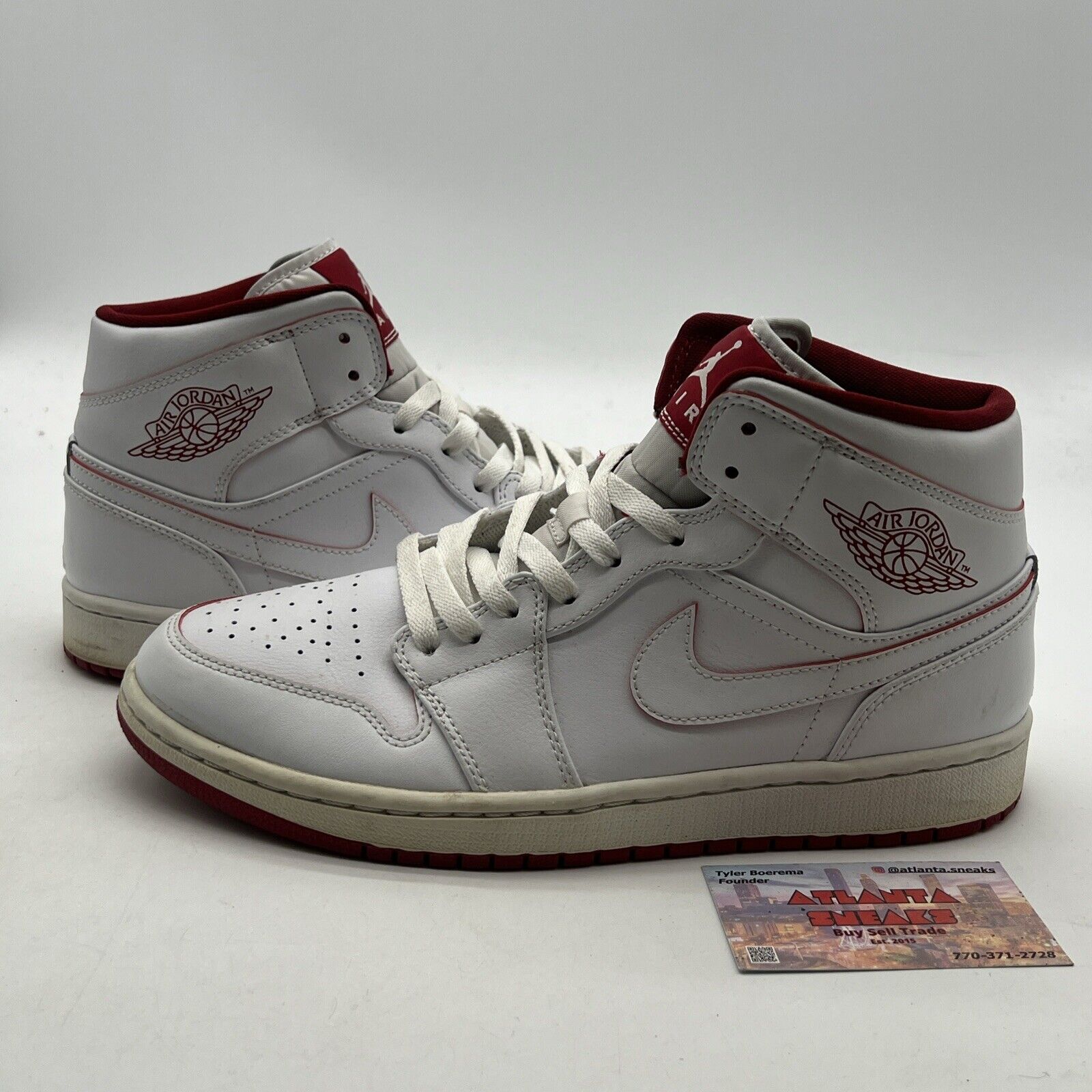 Size 9 - Air Jordan 1 Retro Mid White Gym Red (554724-103)