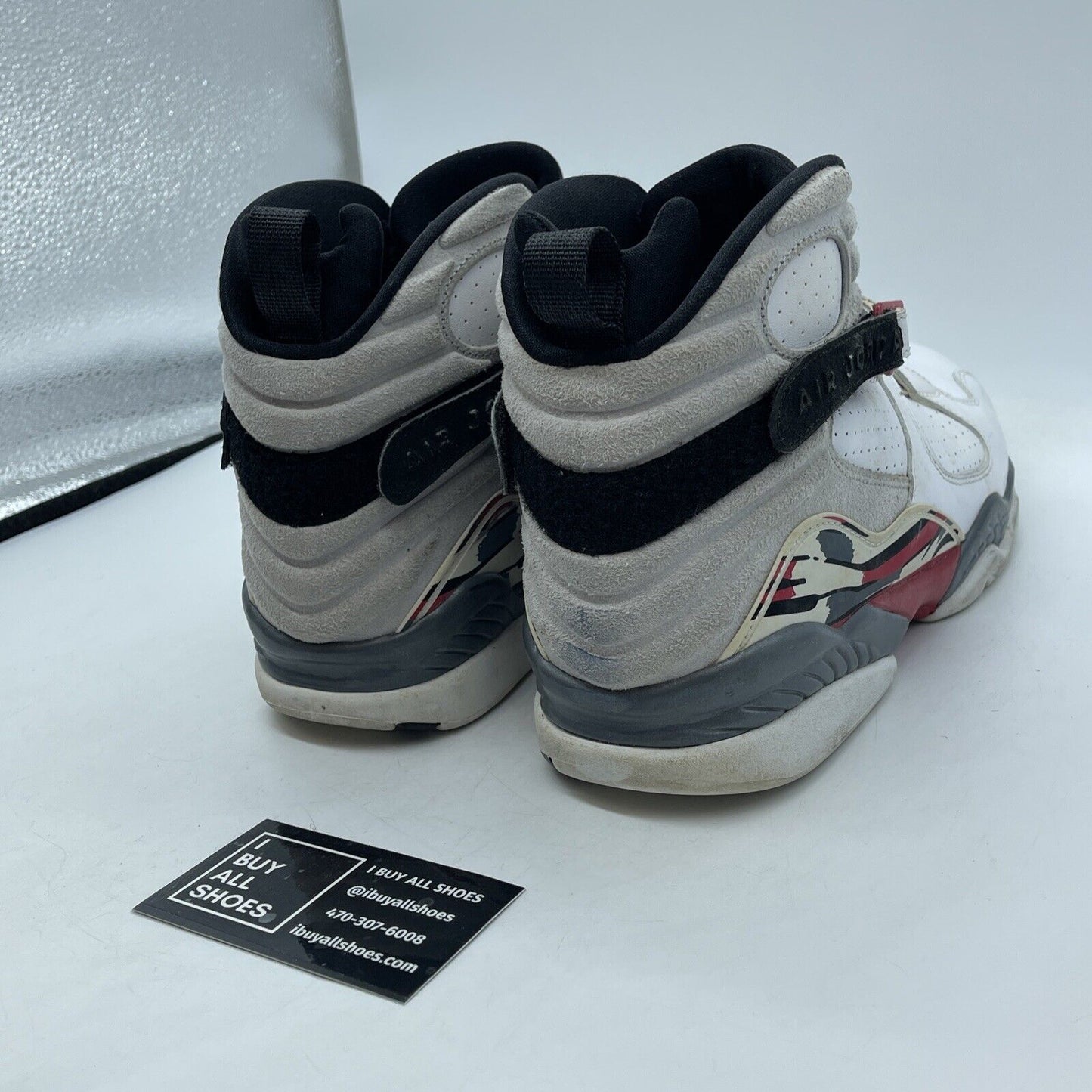 Size 11 - Air Jordan 8 Retro 2013 Bugs Bunny Grey Suede Leather (305381-103)