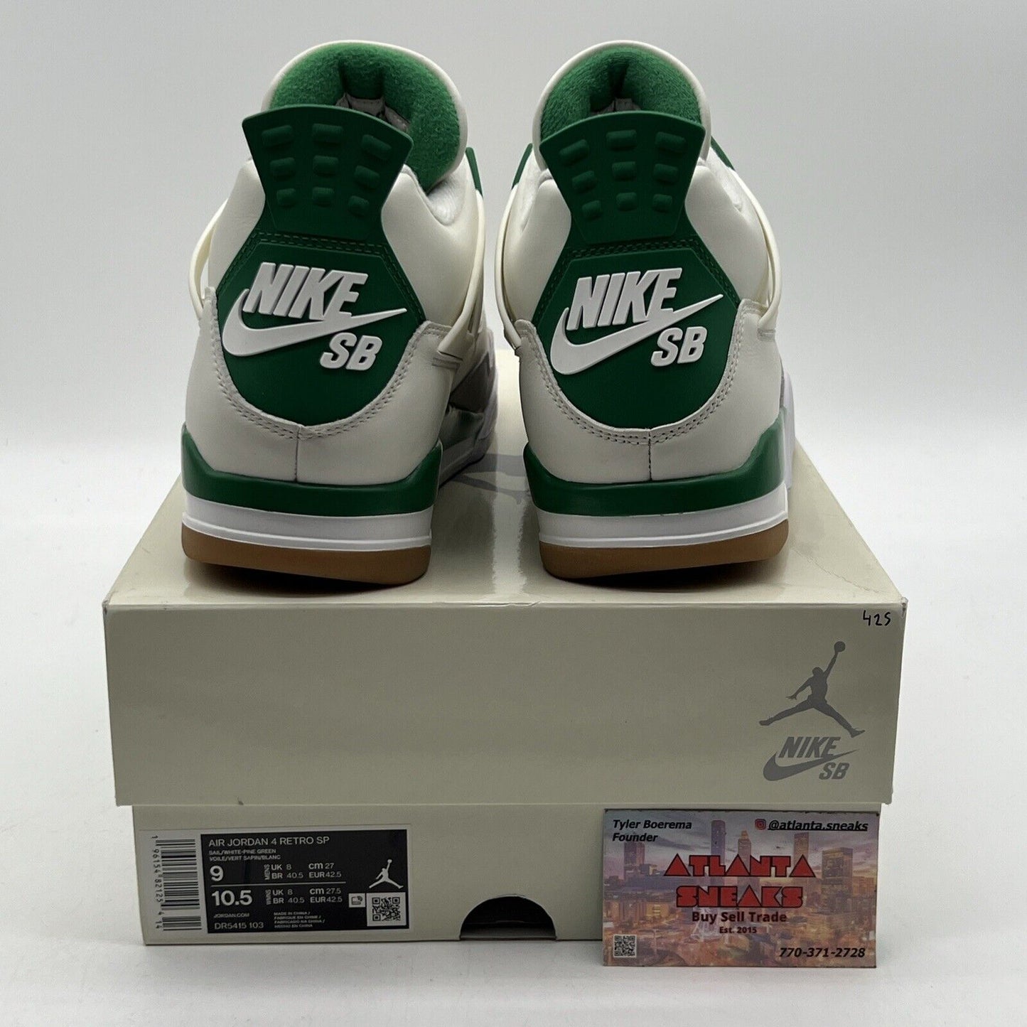 Size 9 - Jordan 4 Retro SP x Nike SB Mid Pine Green White Leather (DR5415-103)