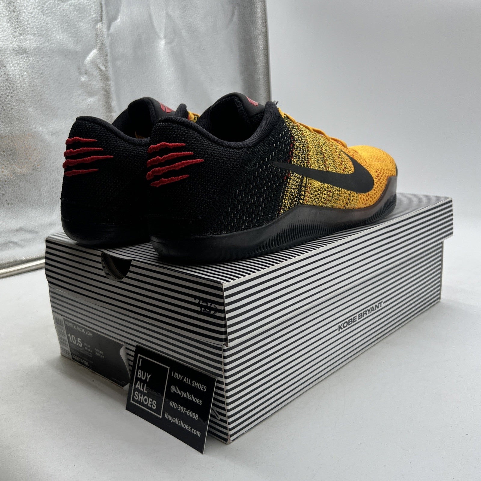 Size 10.5 - Nike Kobe 11 Elite Low Bruce Lee (822675-706)
