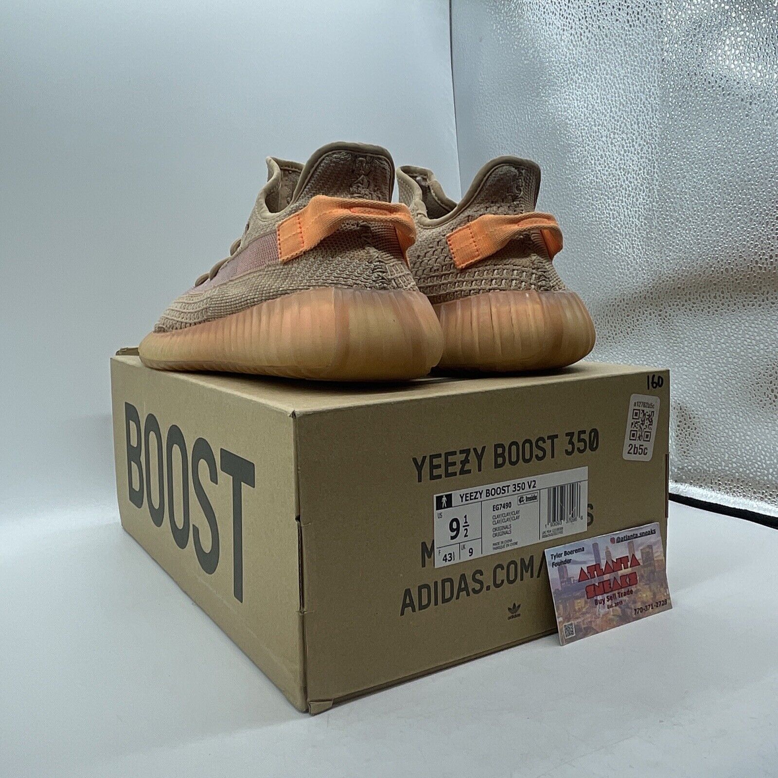 Size 9.5 - adidas Yeezy Boost 350 V2 Clay Orange (EG7490)