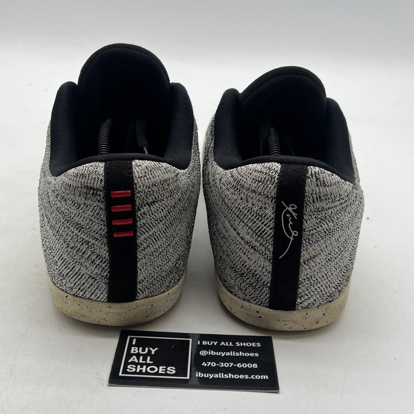 Size 13.5 - Nike Kobe 11 Elite Low Oreo (822675-100)