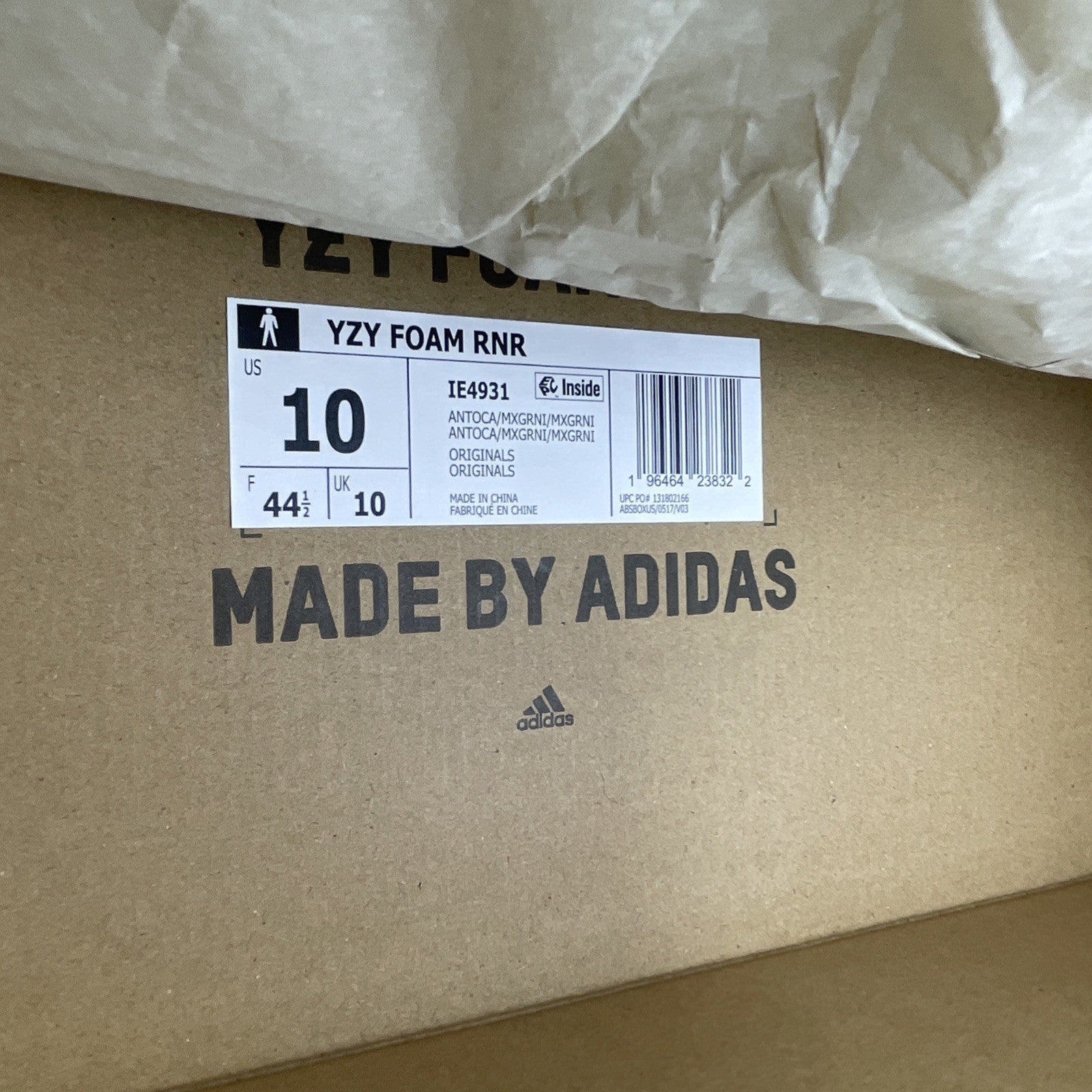 Size 10 - adidas Yeezy Foam RNNR MXT Moon Gray (IE4931)