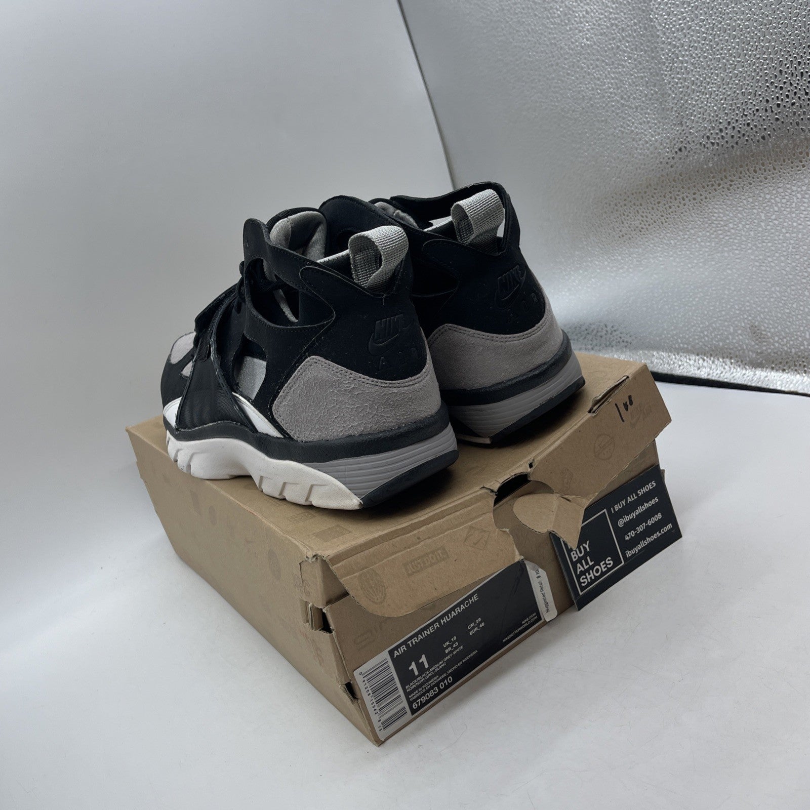 Size 11 - Nike Air Trainer Huarache Black (679083-010)
