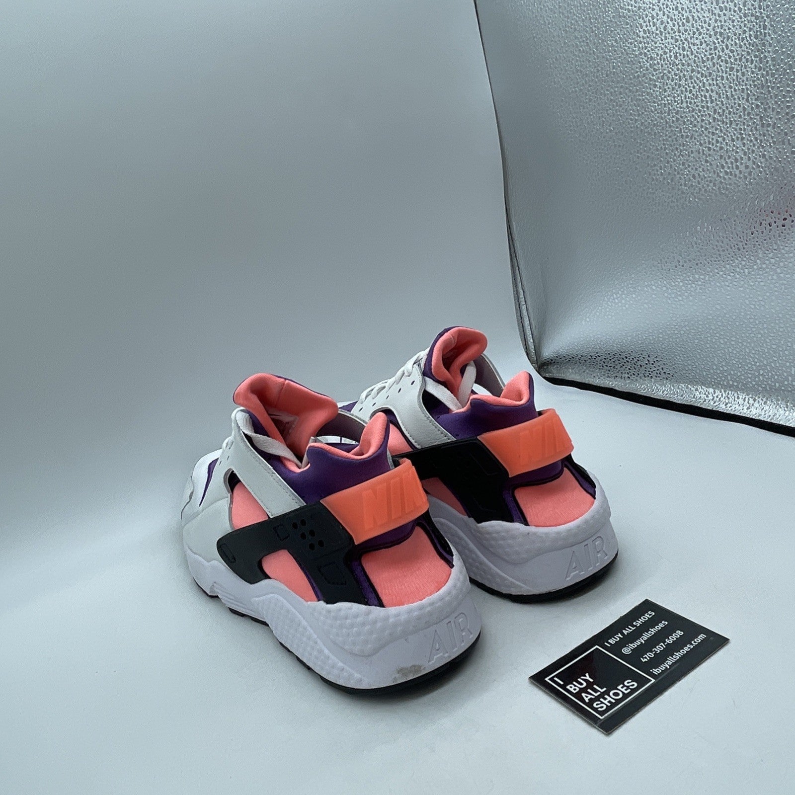 Size 13 - Nike Air Huarache Bright Mango (DD1068-101)