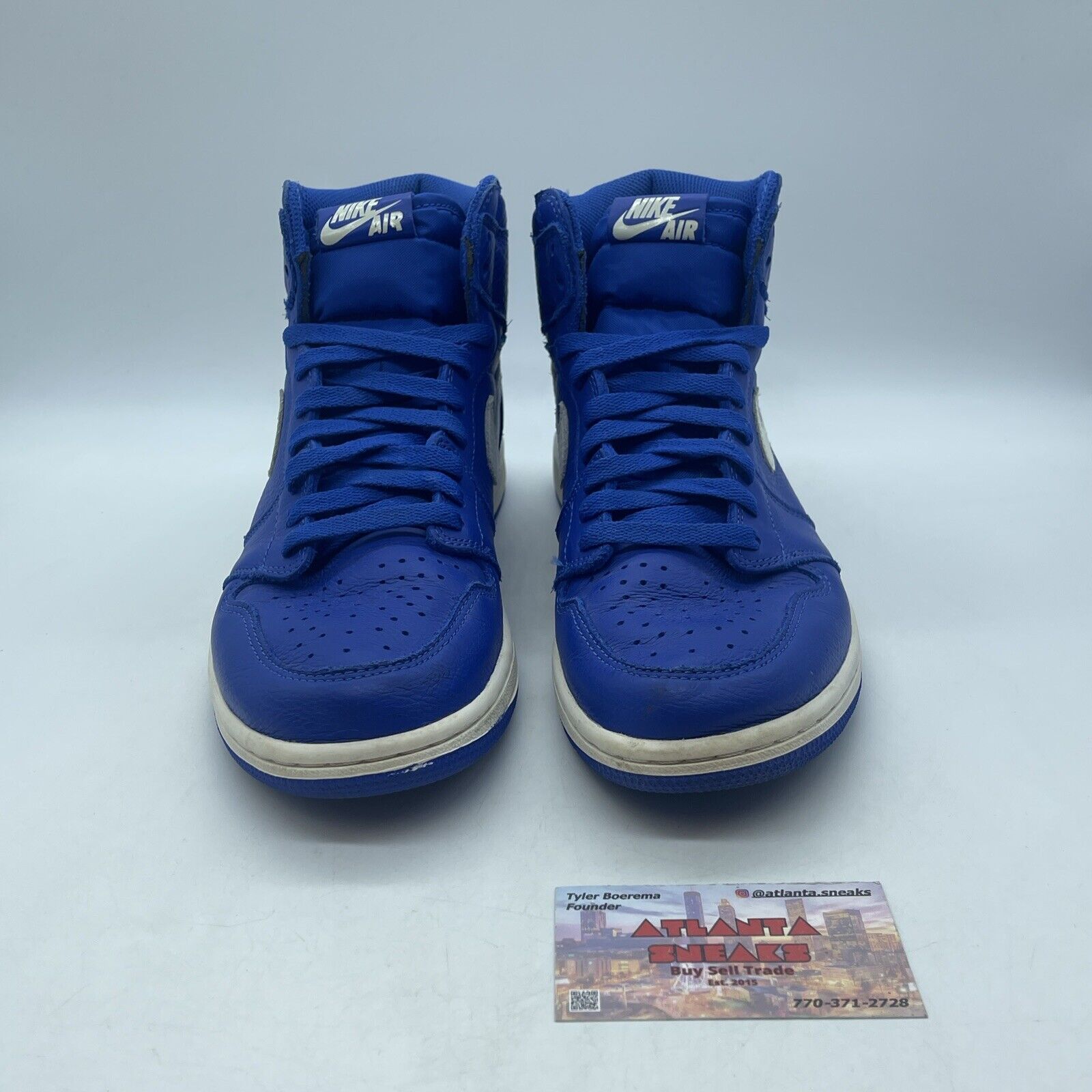 Size 8 - Air Jordan 1 Retro OG High Hyper Royal Blue White Leather (555088-401)