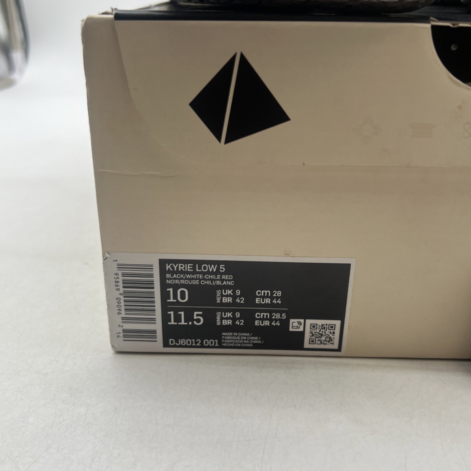 Size 10 - Nike Kyrie 5 Low Bred (DJ6012-001)