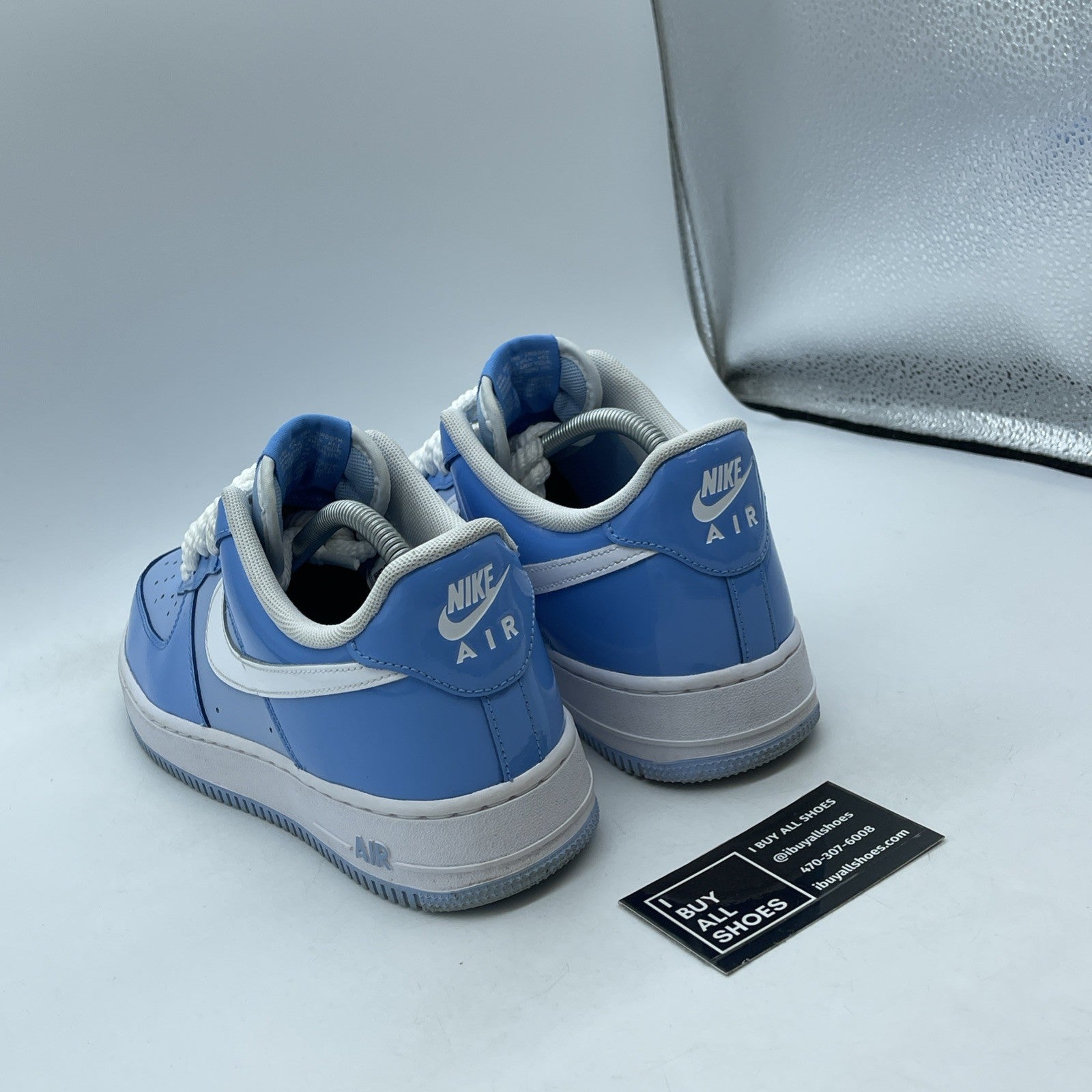 Size 9.5 - Nike Air Force 1 '07 LV8 Psychic Blue Patent Blue White (HV9405-400)
