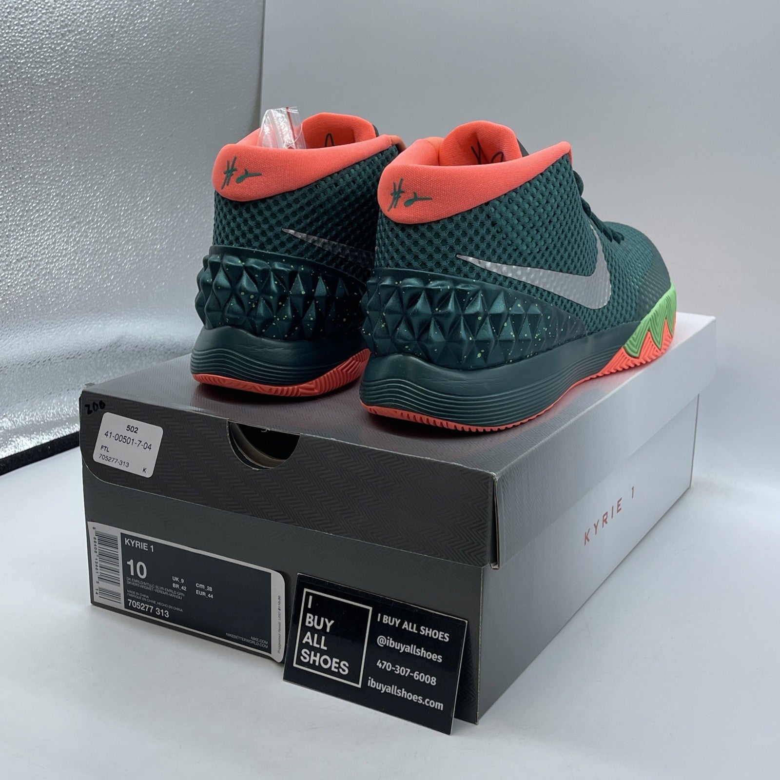Size 10 - Nike Kyrie 1 Flytrap Green Silver Suede Leather (705277-313)
