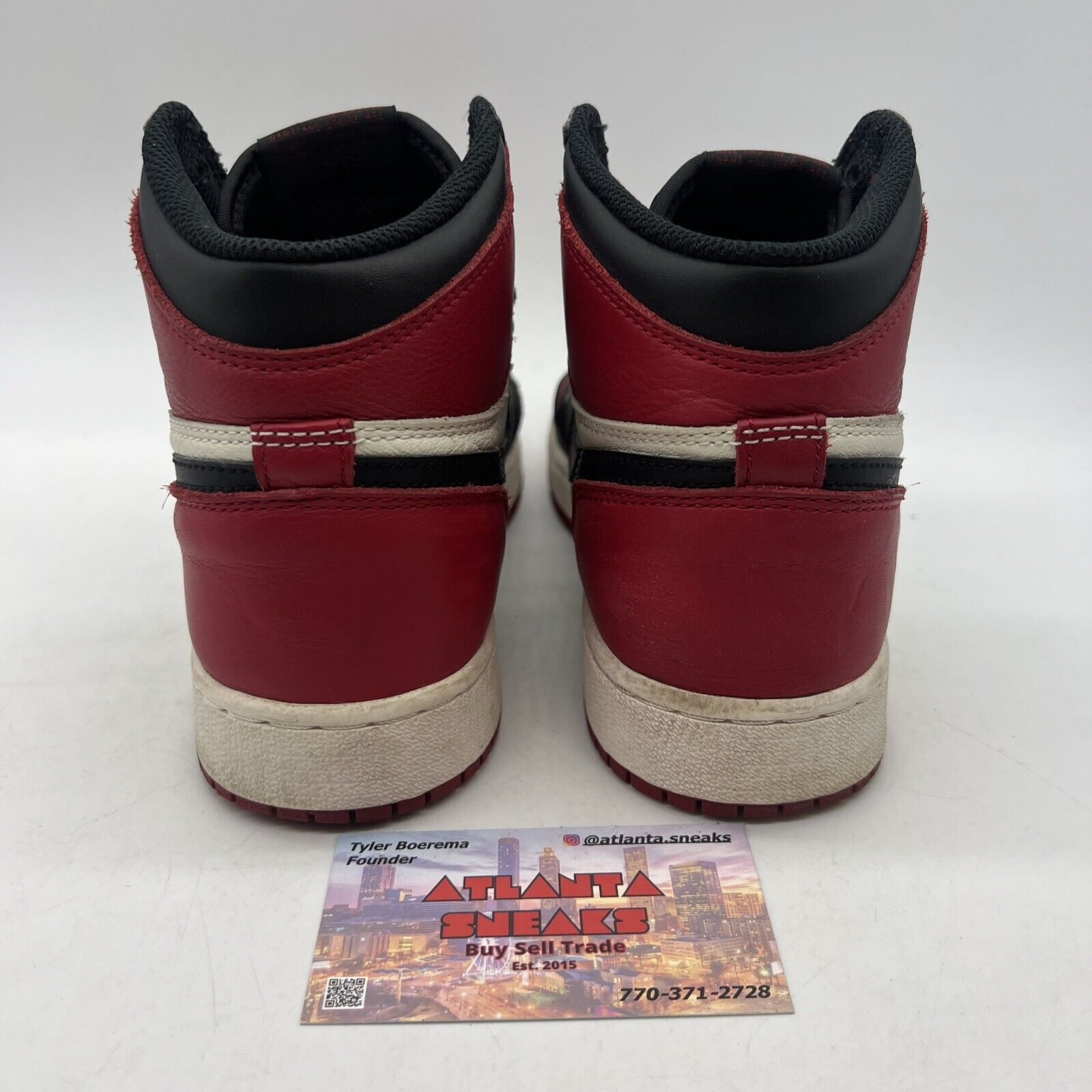 Nike Air Jordan 1 High OG GS Bred Toe Boys Youth Size 6Y (575441-610)