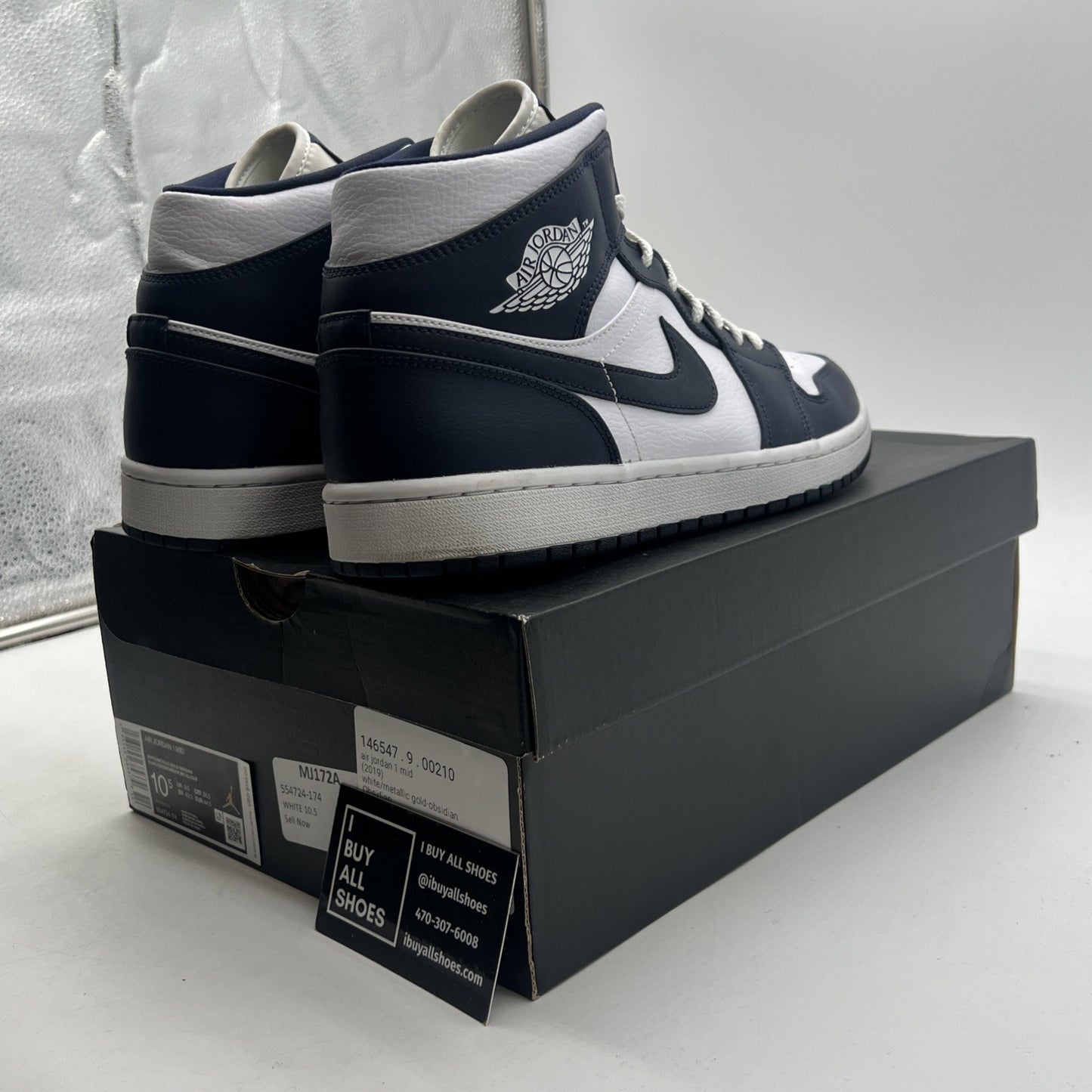 Size 10.5 - Air Jordan 1 Mid Obsidian (554724-174)
