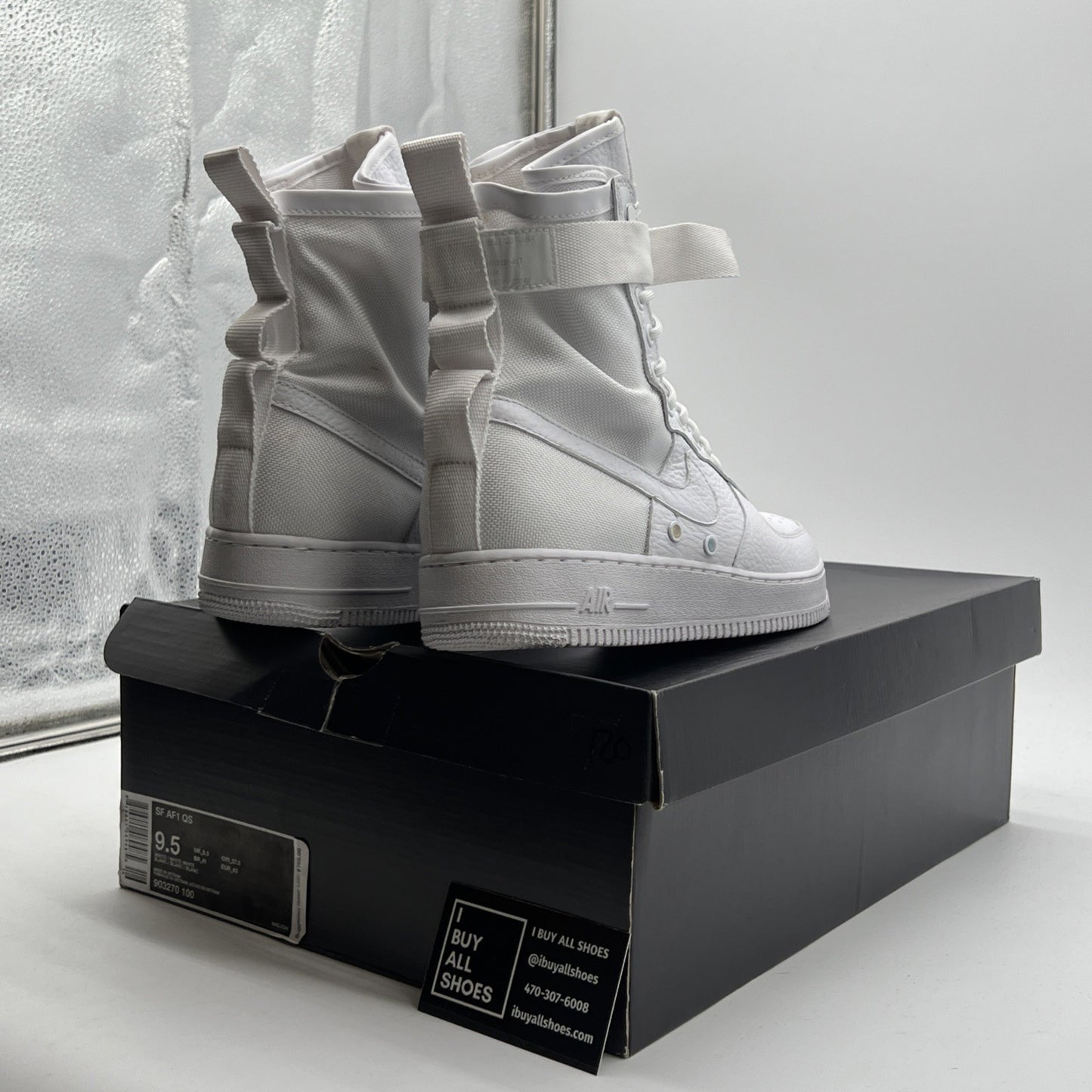 Size 9.5 - Nike SF Air Force 1 QS (903270-100)