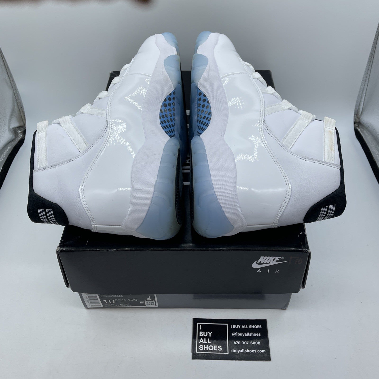 Size 10.5 - Air Jordan 11 Retro 2024 Legend Blue White Black (CT8012-104)