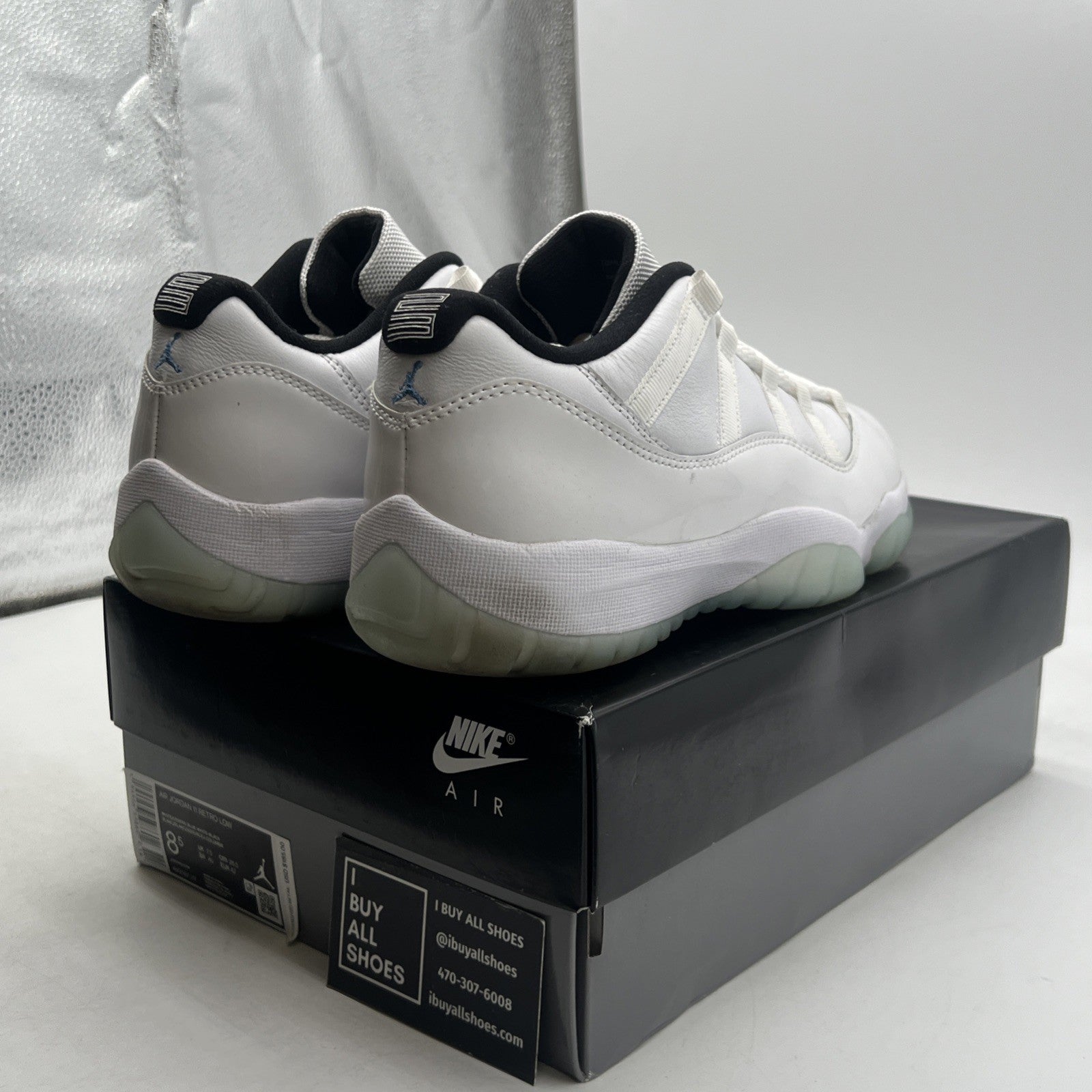 Size 8.5 - Air Jordan 11 Retro Low Legend Blue (AV2187-117)