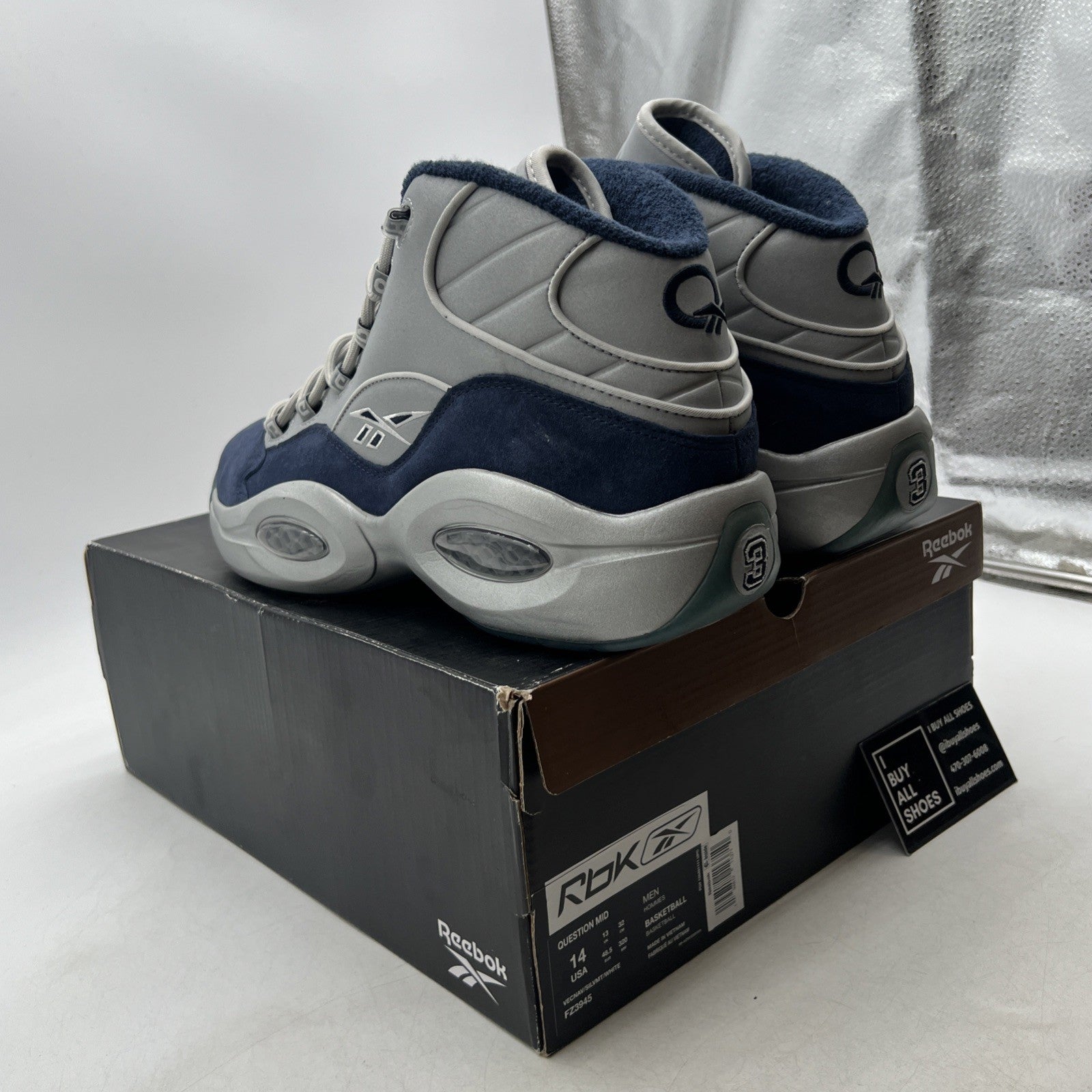 Size 14 - Reebok Question Mid Dallas Cowboys (FZ3945)