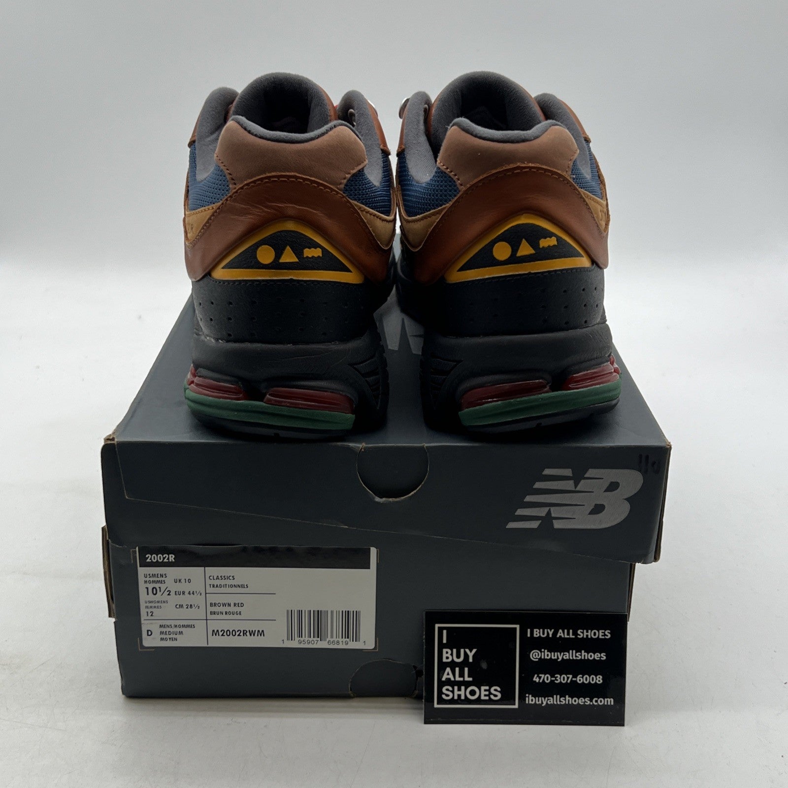 Size 10.5 - New Balance 2002R Hiking Pack - Brown (M2002RWM)