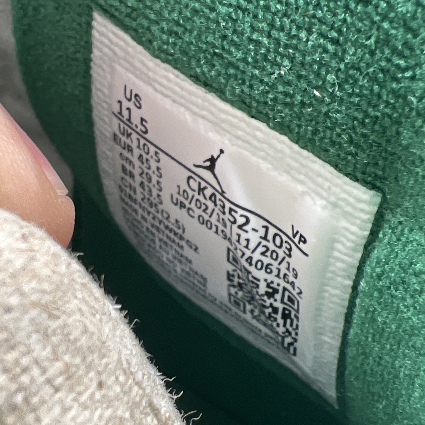 Size 11.5 - Air Jordan 10 Retro Wings (CK4352-103)